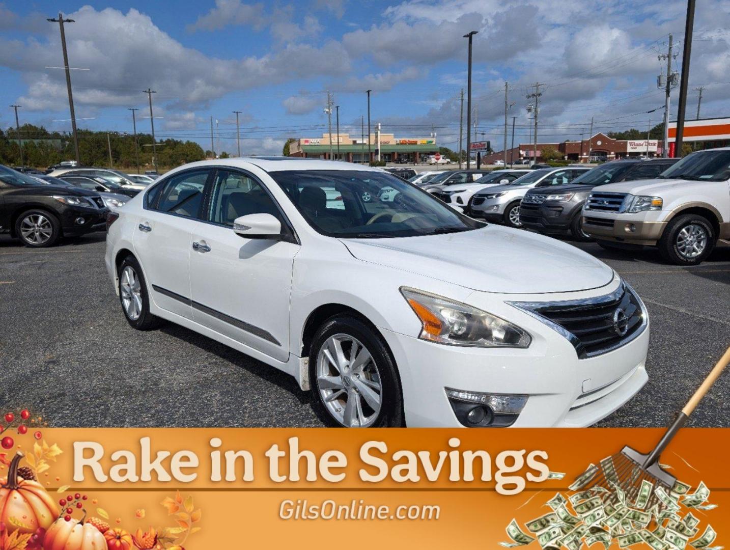 2015 Solid White /Beige Nissan Altima 2.5 SV (1N4AL3AP6FC) with an Regular Unleaded I-4 2.5 L/152 engine, 1-Speed CVT w/OD transmission, located at 521 Old Farm Lane Rd, Prattville, AL, 36066, (334) 325-1505, 32.482460, -86.416367 - 2015 Nissan Altima 2.5 SV - Photo#10