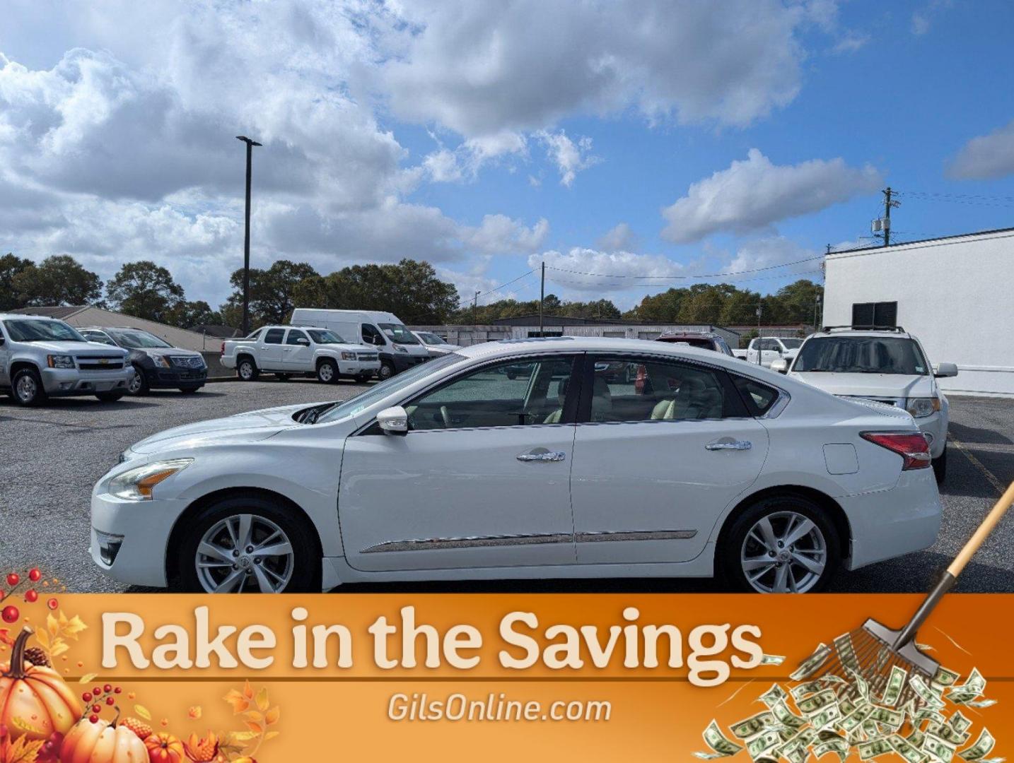 2015 Solid White /Beige Nissan Altima 2.5 SV (1N4AL3AP6FC) with an Regular Unleaded I-4 2.5 L/152 engine, 1-Speed CVT w/OD transmission, located at 521 Old Farm Lane Rd, Prattville, AL, 36066, (334) 325-1505, 32.482460, -86.416367 - 2015 Nissan Altima 2.5 SV - Photo#28