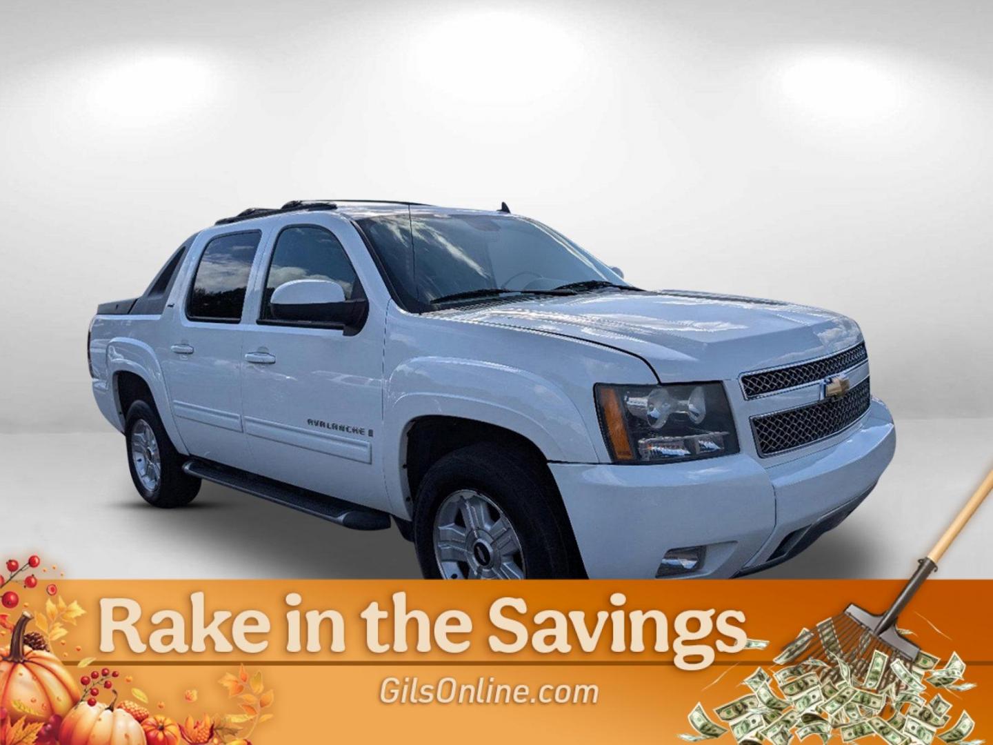 2009 Summit White /Ebony Chevrolet Avalanche LT w/2LT (3GNFK22039G) with an Gas/Ethanol V8 5.3L/325 engine, 6-Speed Automatic w/OD transmission, located at 5115 14th Ave., Columbus, GA, 31904, (706) 323-0345, 32.511494, -84.971046 - 2009 Chevrolet Avalanche LT w/2LT - Photo#2