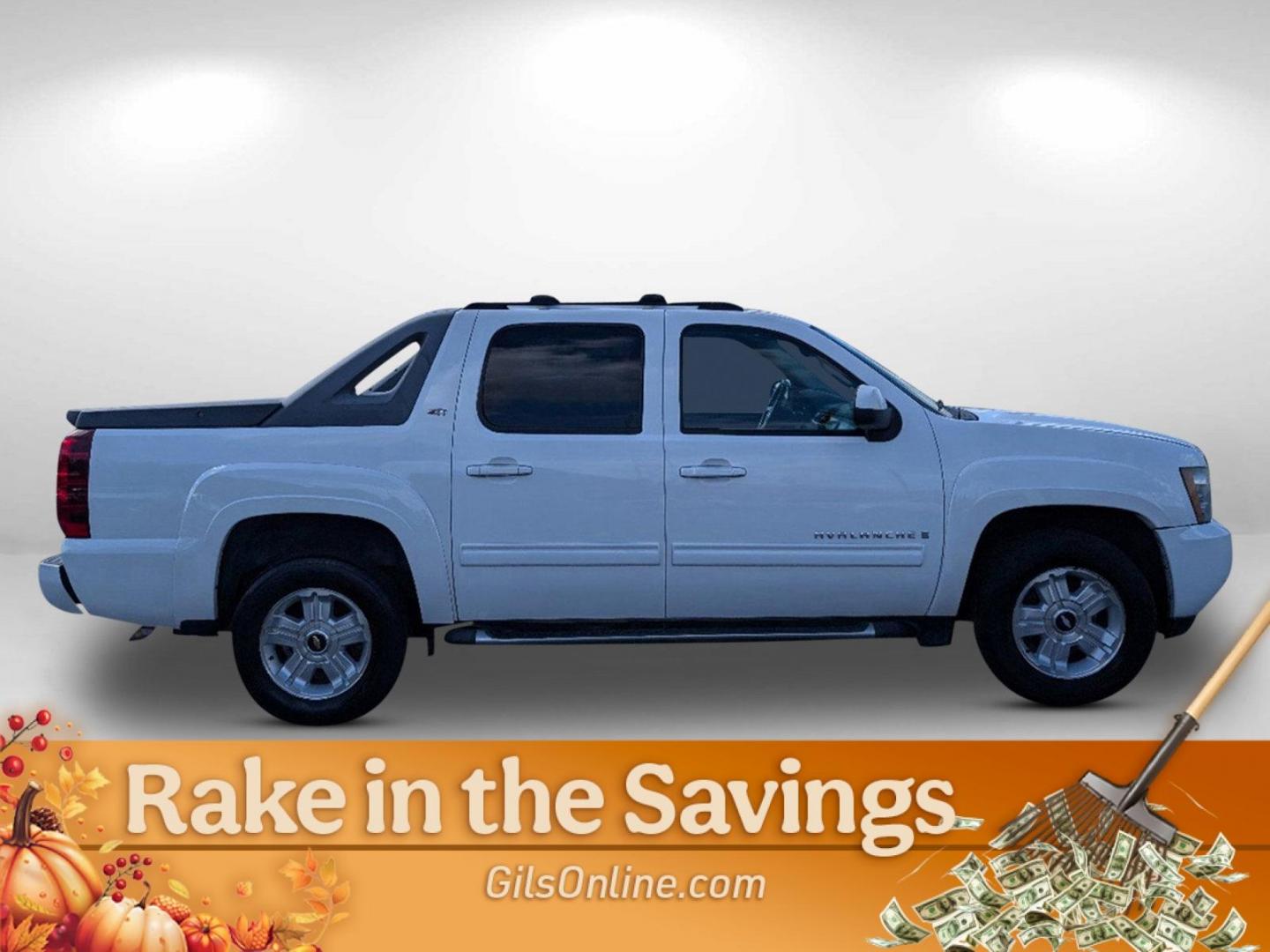 2009 Summit White /Ebony Chevrolet Avalanche LT w/2LT (3GNFK22039G) with an Gas/Ethanol V8 5.3L/325 engine, 6-Speed Automatic w/OD transmission, located at 5115 14th Ave., Columbus, GA, 31904, (706) 323-0345, 32.511494, -84.971046 - 2009 Chevrolet Avalanche LT w/2LT - Photo#3