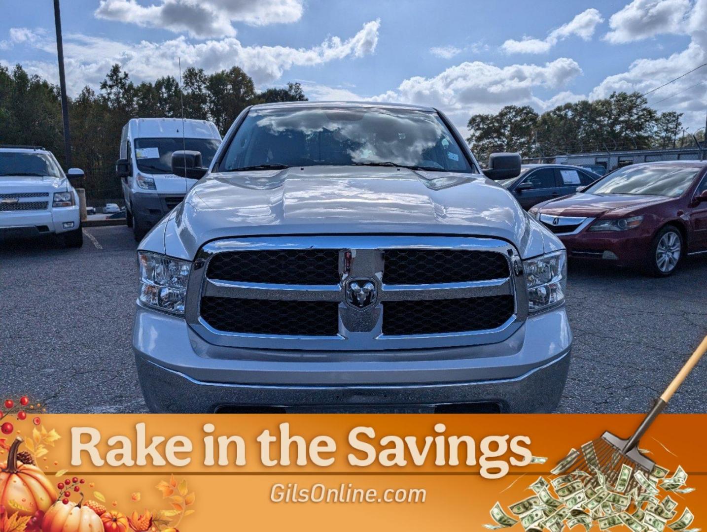 2017 Bright Silver Metallic Clearcoat /Diesel Gray/Black Ram 1500 SLT (1C6RR6GG9HS) with an Regular Unleaded V-6 3.6 L/220 engine, 8-Speed Automatic w/OD transmission, located at 521 Old Farm Lane Rd, Prattville, AL, 36066, (334) 325-1505, 32.482460, -86.416367 - 2017 Ram 1500 SLT - Photo#5