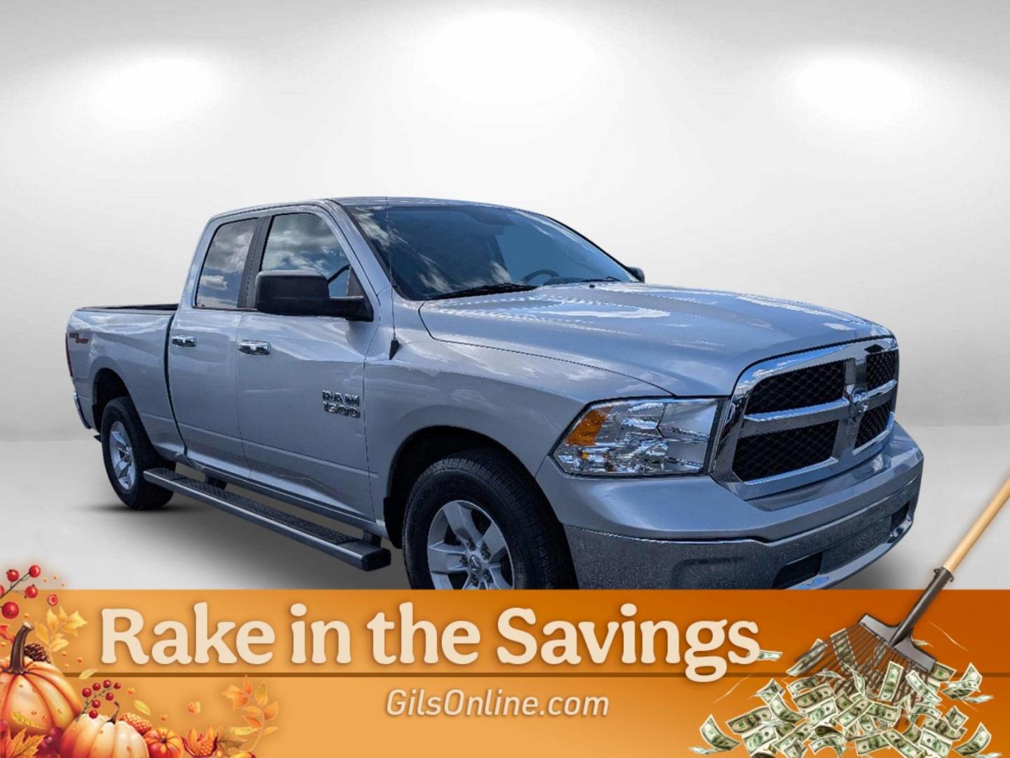 2017 Bright Silver Metallic Clearcoat /Diesel Gray/Black Ram 1500 SLT (1C6RR6GG9HS) with an Regular Unleaded V-6 3.6 L/220 engine, 8-Speed Automatic w/OD transmission, located at 521 Old Farm Lane Rd, Prattville, AL, 36066, (334) 325-1505, 32.482460, -86.416367 - 2017 Ram 1500 SLT - Photo#10