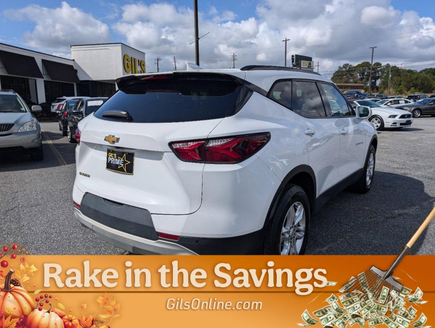 2020 Summit White /Jet Black Chevrolet Blazer LT (3GNKBBRA5LS) with an Gas I4 2.5L/ engine, 9-Speed Automatic transmission, located at 3959 U.S. 80 W, Phenix City, AL, 36870, (334) 297-4885, 32.469296, -85.135185 - 2020 Chevrolet Blazer LT - Photo#13