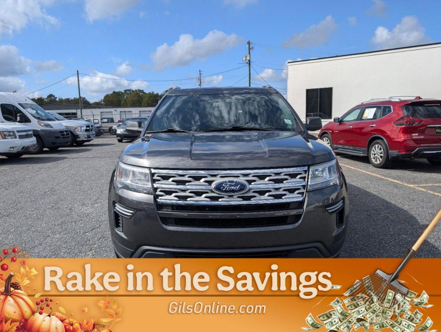 2019 Gray Ford Explorer XLT (1FM5K7D88KG) with an Regular Unleaded V-6 3.5 L/213 engine, 6-Speed Automatic w/OD transmission, located at 3959 U.S. 80 W, Phenix City, AL, 36870, (334) 297-4885, 32.469296, -85.135185 - 2019 Ford Explorer XLT - Photo#4