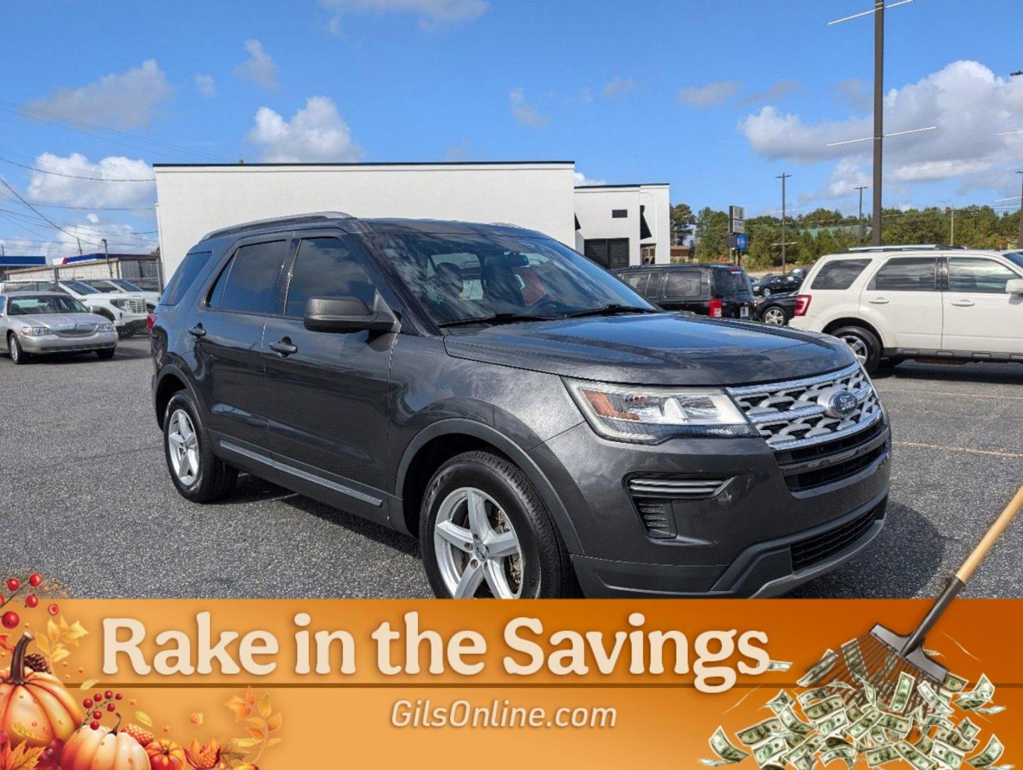 2019 Gray Ford Explorer XLT (1FM5K7D88KG) with an Regular Unleaded V-6 3.5 L/213 engine, 6-Speed Automatic w/OD transmission, located at 3959 U.S. 80 W, Phenix City, AL, 36870, (334) 297-4885, 32.469296, -85.135185 - 2019 Ford Explorer XLT - Photo#7