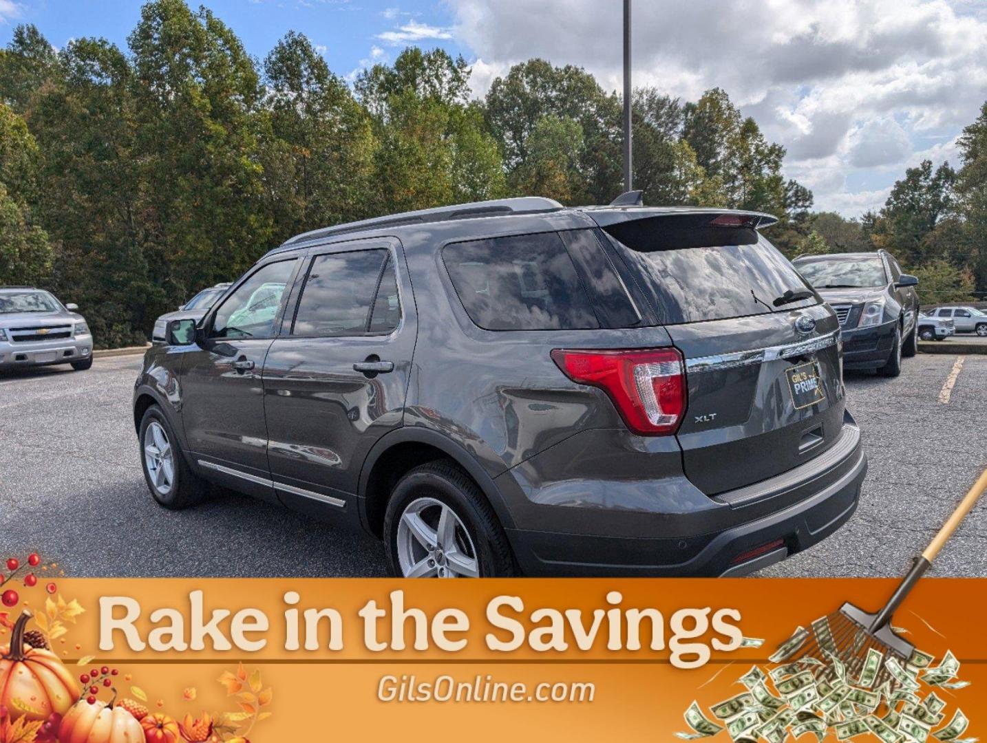 2019 Gray Ford Explorer XLT (1FM5K7D88KG) with an Regular Unleaded V-6 3.5 L/213 engine, 6-Speed Automatic w/OD transmission, located at 3959 U.S. 80 W, Phenix City, AL, 36870, (334) 297-4885, 32.469296, -85.135185 - 2019 Ford Explorer XLT - Photo#23