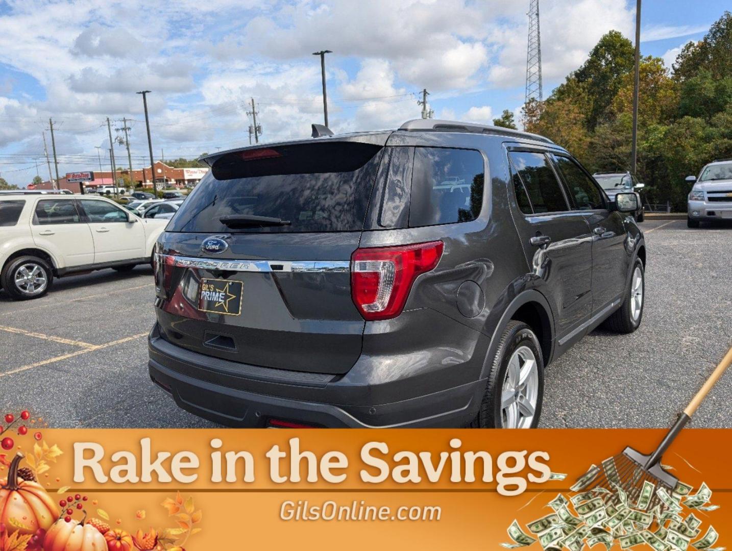 2019 Gray Ford Explorer XLT (1FM5K7D88KG) with an Regular Unleaded V-6 3.5 L/213 engine, 6-Speed Automatic w/OD transmission, located at 3959 U.S. 80 W, Phenix City, AL, 36870, (334) 297-4885, 32.469296, -85.135185 - 2019 Ford Explorer XLT - Photo#13