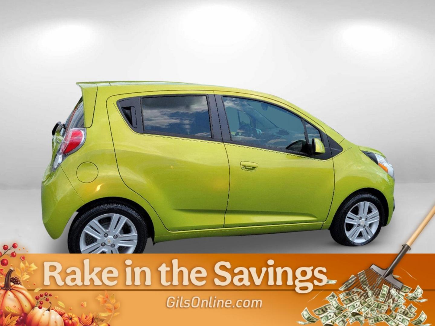 2013 Jalapeno /Green w/Green trim Chevrolet Spark LT (KL8CD6S96DC) with an Gas I4 1.2L/73 engine, 4-Speed Automatic transmission, located at 7000 Northlake Connector, Columbus, GA, 31904, (706) 987-8085, 32.524975, -84.978134 - 2013 Chevrolet Spark LT - Photo#7