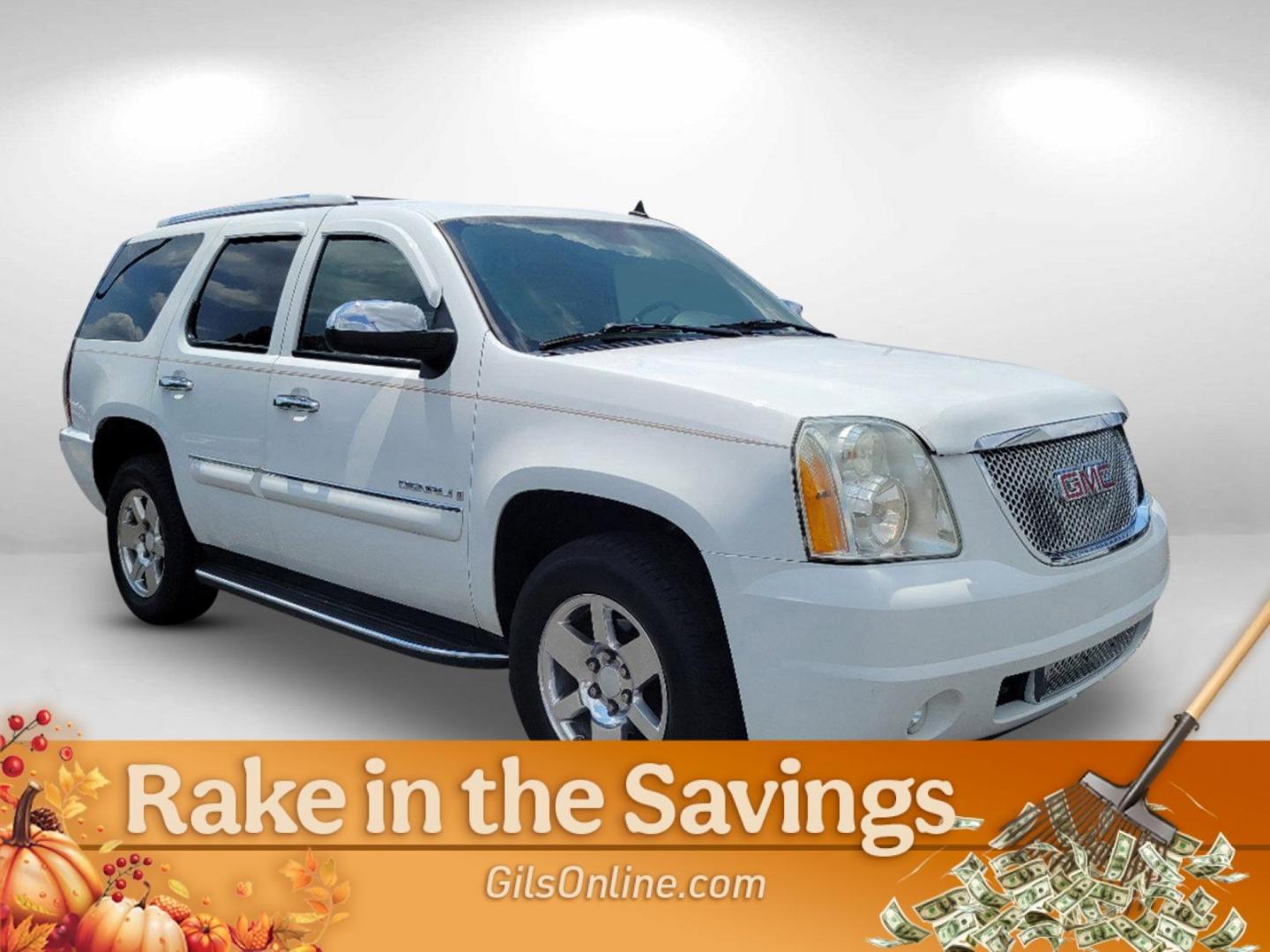 2007 Summit White GMC Yukon Denali (1GKFK63857J) with an Gas V8 6.2L/378 engine, 6-Speed Automatic w/OD transmission, located at 5115 14th Ave., Columbus, GA, 31904, (706) 323-0345, 32.511494, -84.971046 - 2007 GMC Yukon Denali - Photo#2