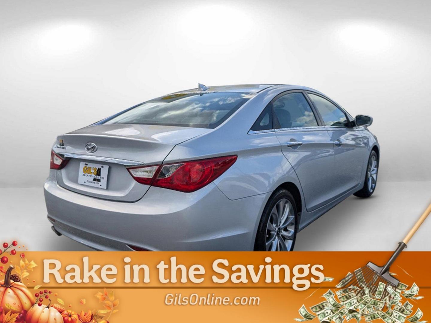 2012 /Gray Hyundai Sonata 2.4L SE (5NPEC4AC5CH) with an Gas I4 2.4L/144 engine, 6-Speed Automatic w/manual shift transmission, located at 5115 14th Ave., Columbus, GA, 31904, (706) 323-0345, 32.511494, -84.971046 - 2012 Hyundai Sonata 2.4L SE - Photo#8