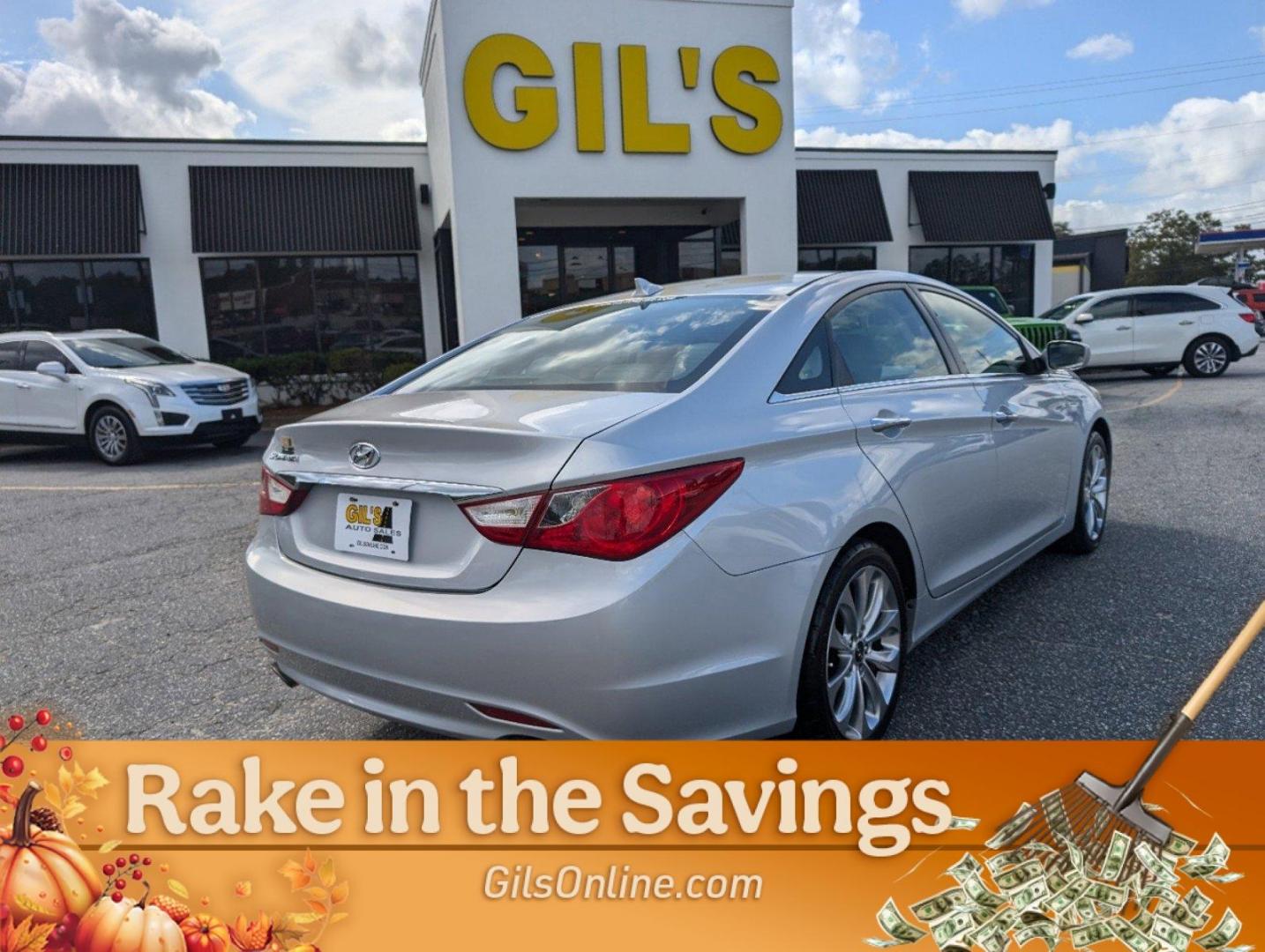 2012 /Gray Hyundai Sonata 2.4L SE (5NPEC4AC5CH) with an Gas I4 2.4L/144 engine, 6-Speed Automatic w/manual shift transmission, located at 3959 U.S. 80 W, Phenix City, AL, 36870, (334) 297-4885, 32.469296, -85.135185 - 2012 Hyundai Sonata 2.4L SE - Photo#13