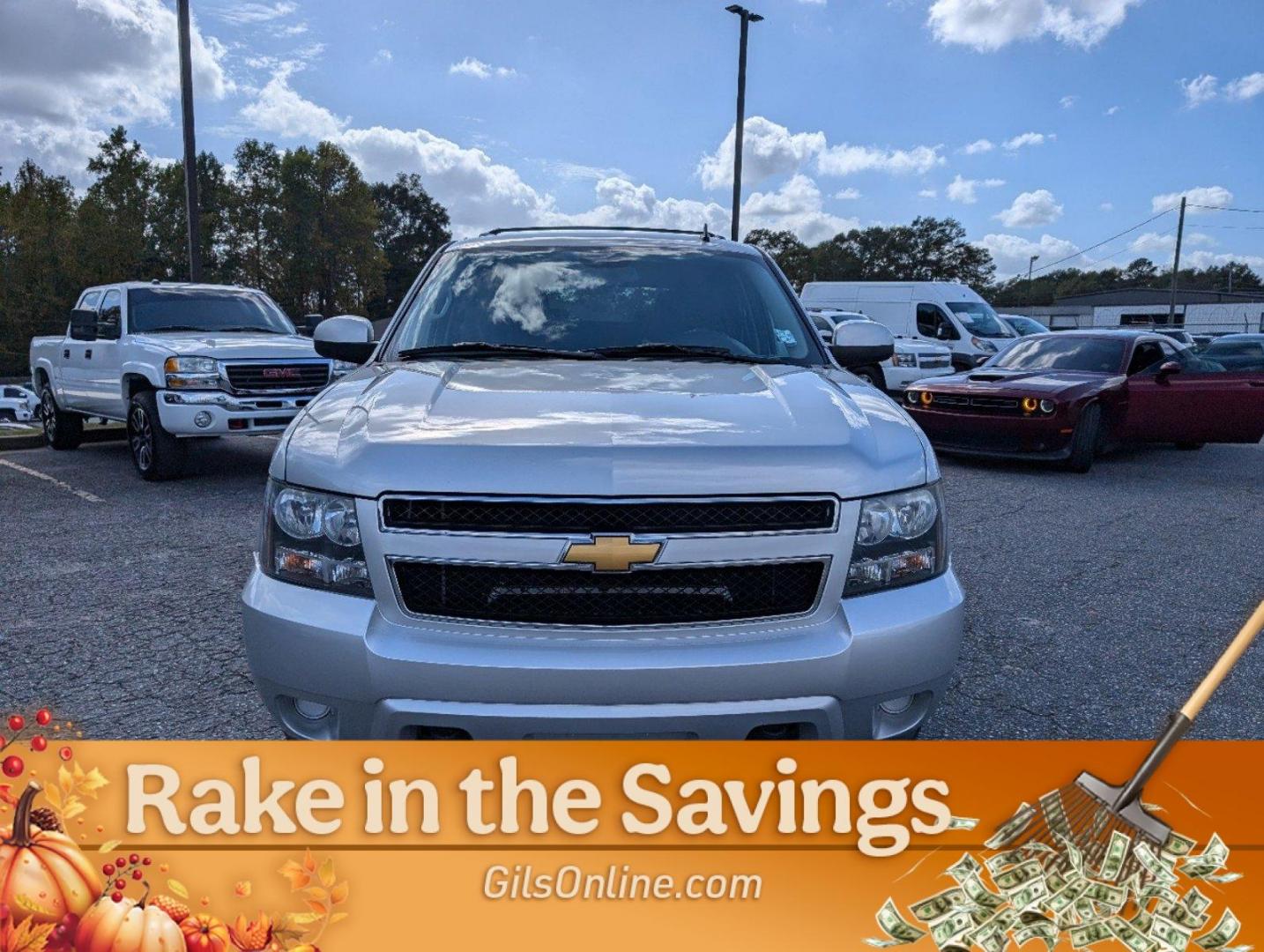 2013 /Ebony Chevrolet Tahoe LS (1GNSKAE08DR) with an Gas/Ethanol V8 5.3L/323 engine, 6-Speed Automatic transmission, located at 3959 U.S. 80 W, Phenix City, AL, 36870, (334) 297-4885, 32.469296, -85.135185 - 2013 Chevrolet Tahoe LS - Photo#4