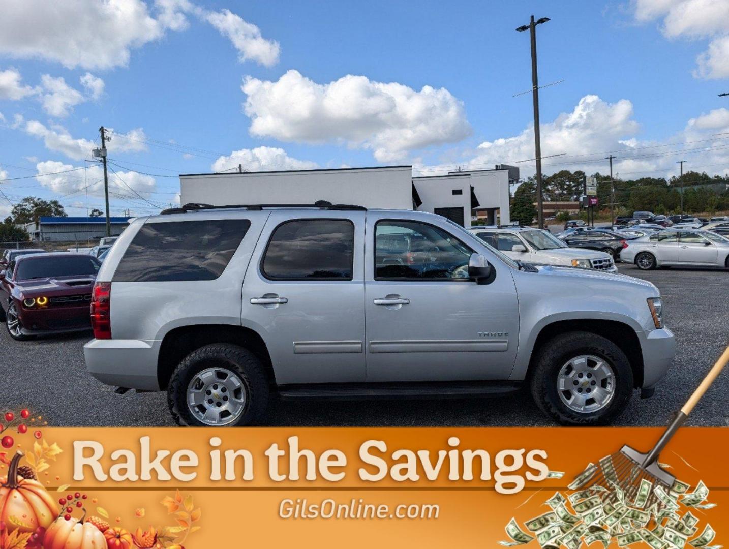 2013 /Ebony Chevrolet Tahoe LS (1GNSKAE08DR) with an Gas/Ethanol V8 5.3L/323 engine, 6-Speed Automatic transmission, located at 3959 U.S. 80 W, Phenix City, AL, 36870, (334) 297-4885, 32.469296, -85.135185 - 2013 Chevrolet Tahoe LS - Photo#10