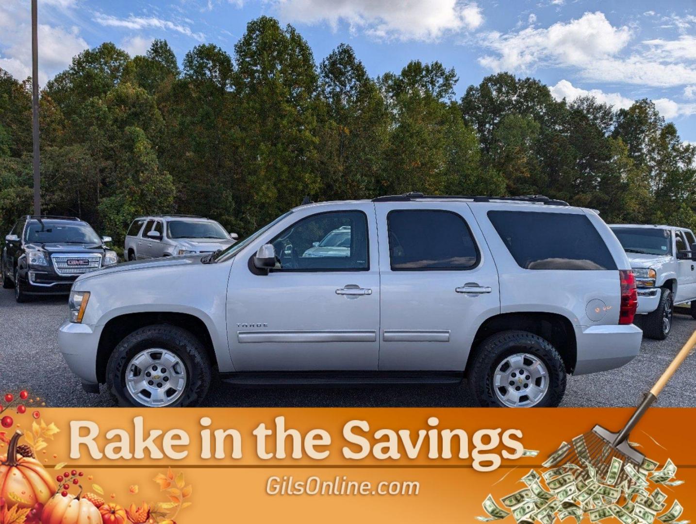 2013 /Ebony Chevrolet Tahoe LS (1GNSKAE08DR) with an Gas/Ethanol V8 5.3L/323 engine, 6-Speed Automatic transmission, located at 3959 U.S. 80 W, Phenix City, AL, 36870, (334) 297-4885, 32.469296, -85.135185 - 2013 Chevrolet Tahoe LS - Photo#23