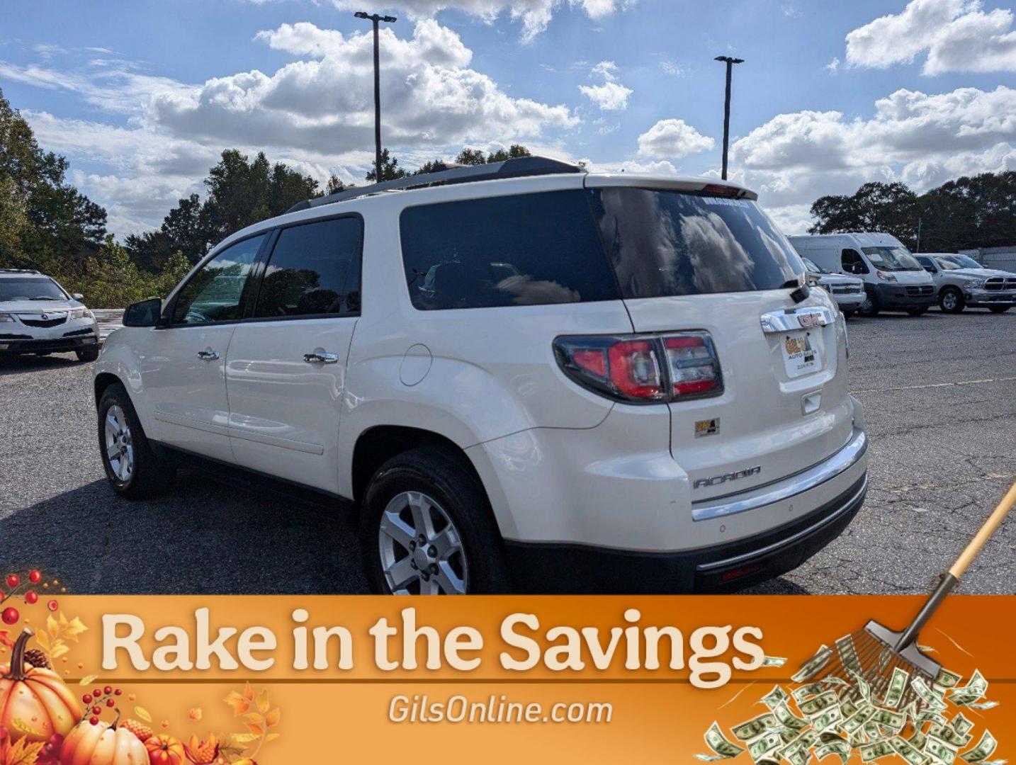 2013 /Ebony GMC Acadia SLE (1GKKVPKD9DJ) with an Gas V6 3.6L/220 engine, 6-Speed Automatic transmission, located at 5115 14th Ave., Columbus, GA, 31904, (706) 323-0345, 32.511494, -84.971046 - 2013 GMC Acadia SLE - Photo#19