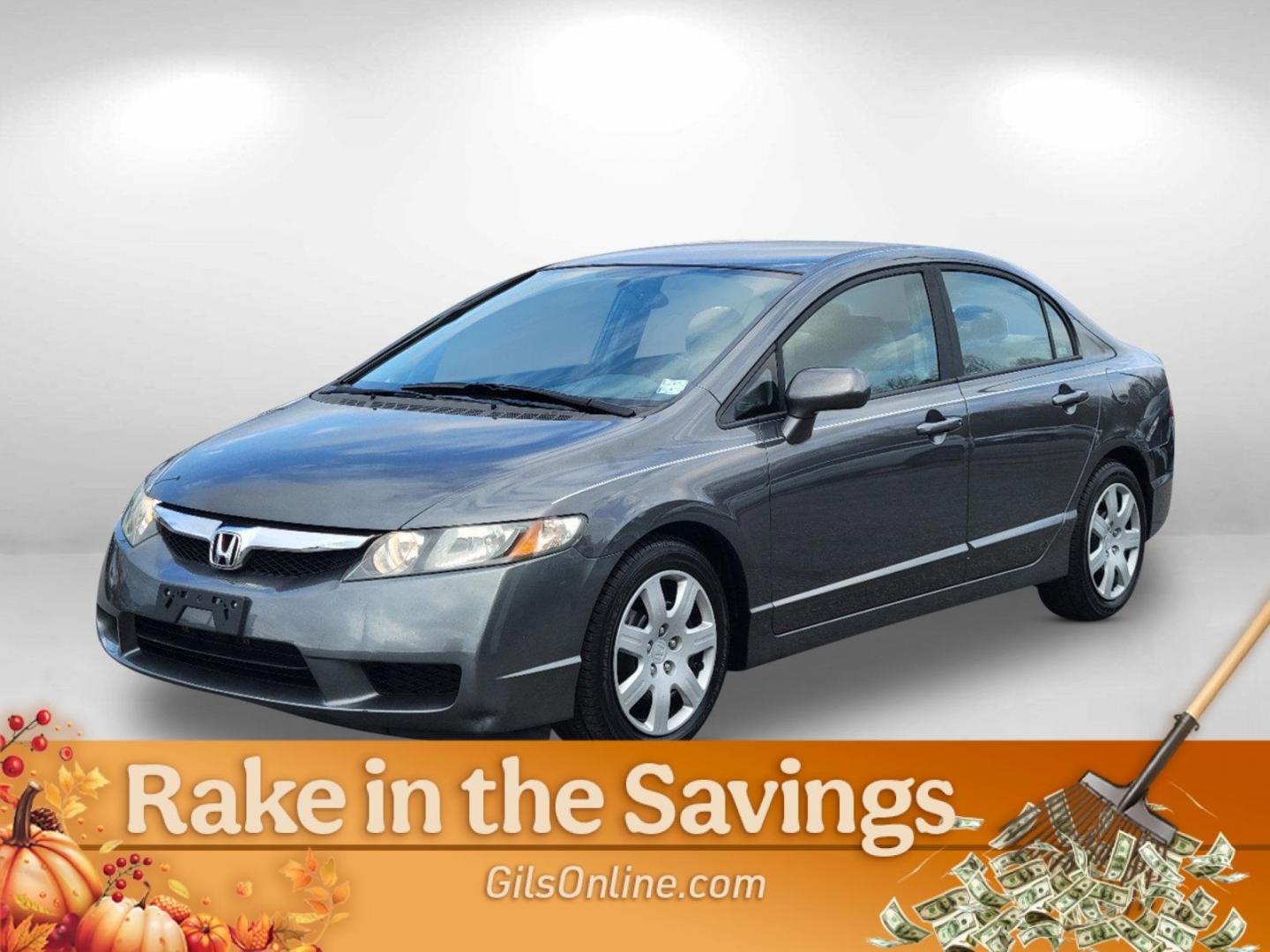 2009 Gray Honda Civic Sdn LX (2HGFA16579H) with an Gas I4 1.8L/110 engine, 5-Speed Automatic transmission, located at 3959 U.S. 80 W, Phenix City, AL, 36870, (334) 297-4885, 32.469296, -85.135185 - 2009 Honda Civic Sdn LX - Photo#0