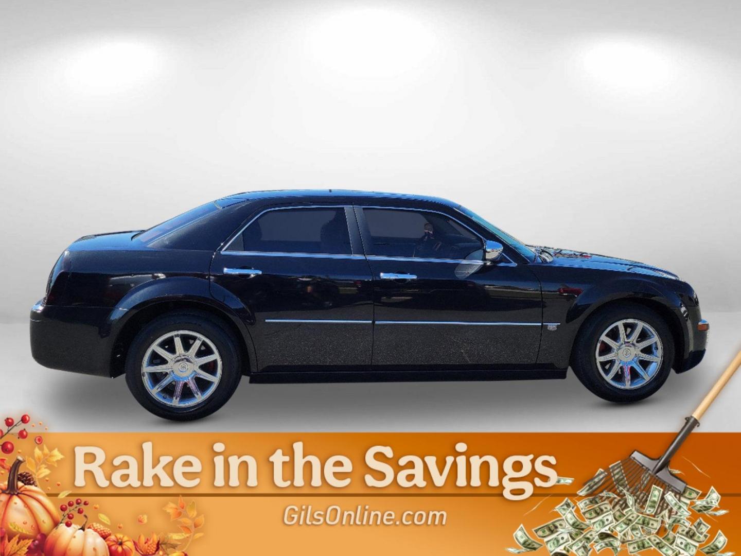 2007 Black Chrysler 300 C (2C3KA63H67H) with an Gas V8 5.7L/345 engine, 5-Speed Automatic transmission, located at 3959 U.S. 80 W, Phenix City, AL, 36870, (334) 297-4885, 32.469296, -85.135185 - 2007 Chrysler 300 C - Photo#6