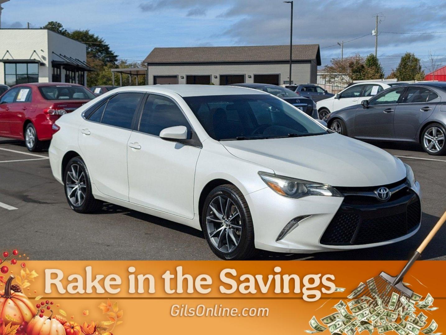 2016 Toyota Camry (4T1BF1FK5GU) with an Regular Unleaded I-4 2.5 L/152 engine, 6-Speed Automatic w/OD transmission, located at 521 Old Farm Lane Rd, Prattville, AL, 36066, (334) 325-1505, 32.482460, -86.416367 - 2016 Toyota Camry - Photo#4