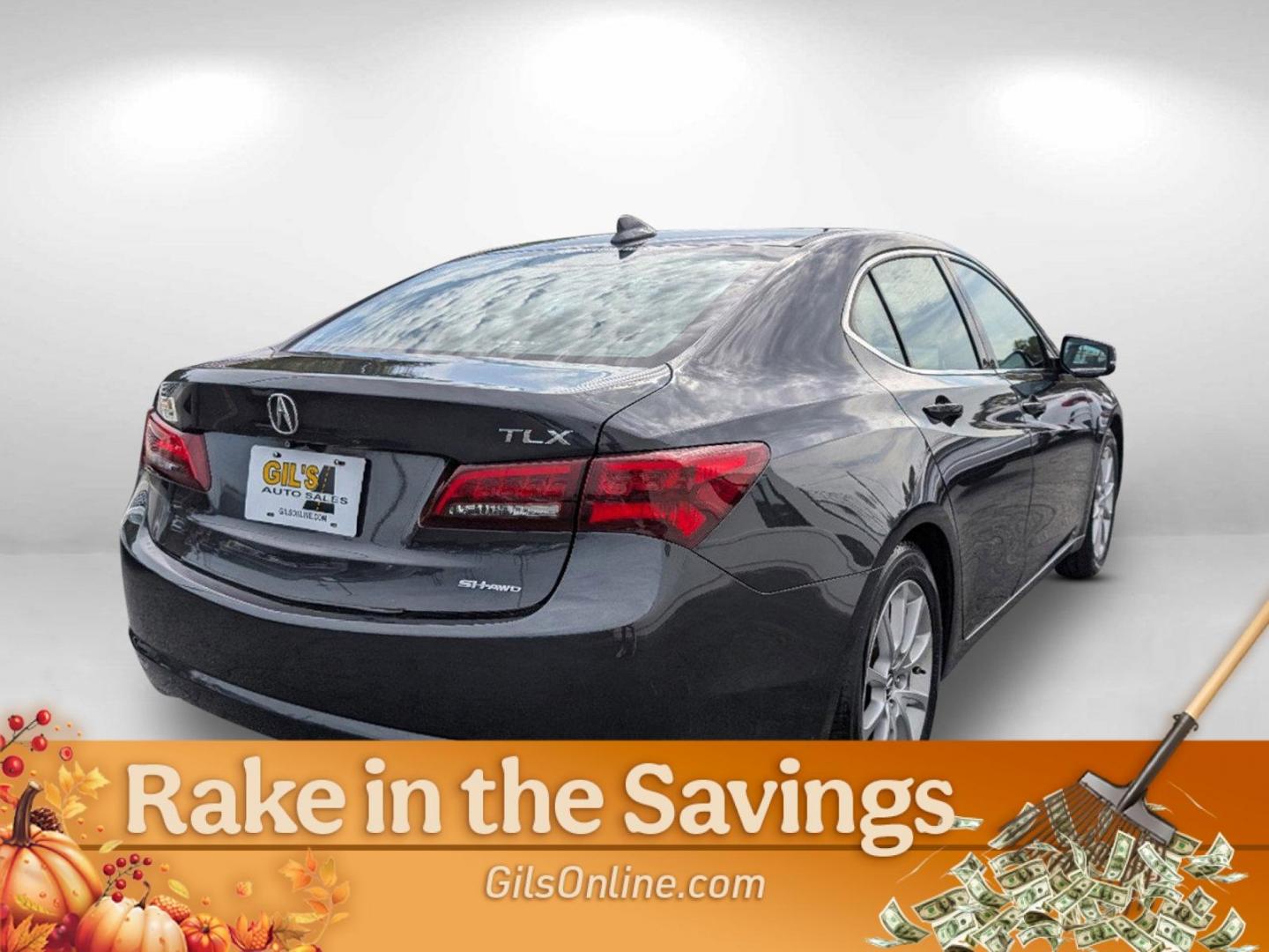 2015 Acura TLX V6 Tech (19UUB3F55FA) with an Premium Unleaded V-6 3.5 L/212 engine, 9-Speed Automatic w/OD transmission, located at 1430 Gateway Drive, Opelika, AL, 36801, (334) 239-0944, 32.637871, -85.409790 - 2015 Acura TLX V6 Tech - Photo#4