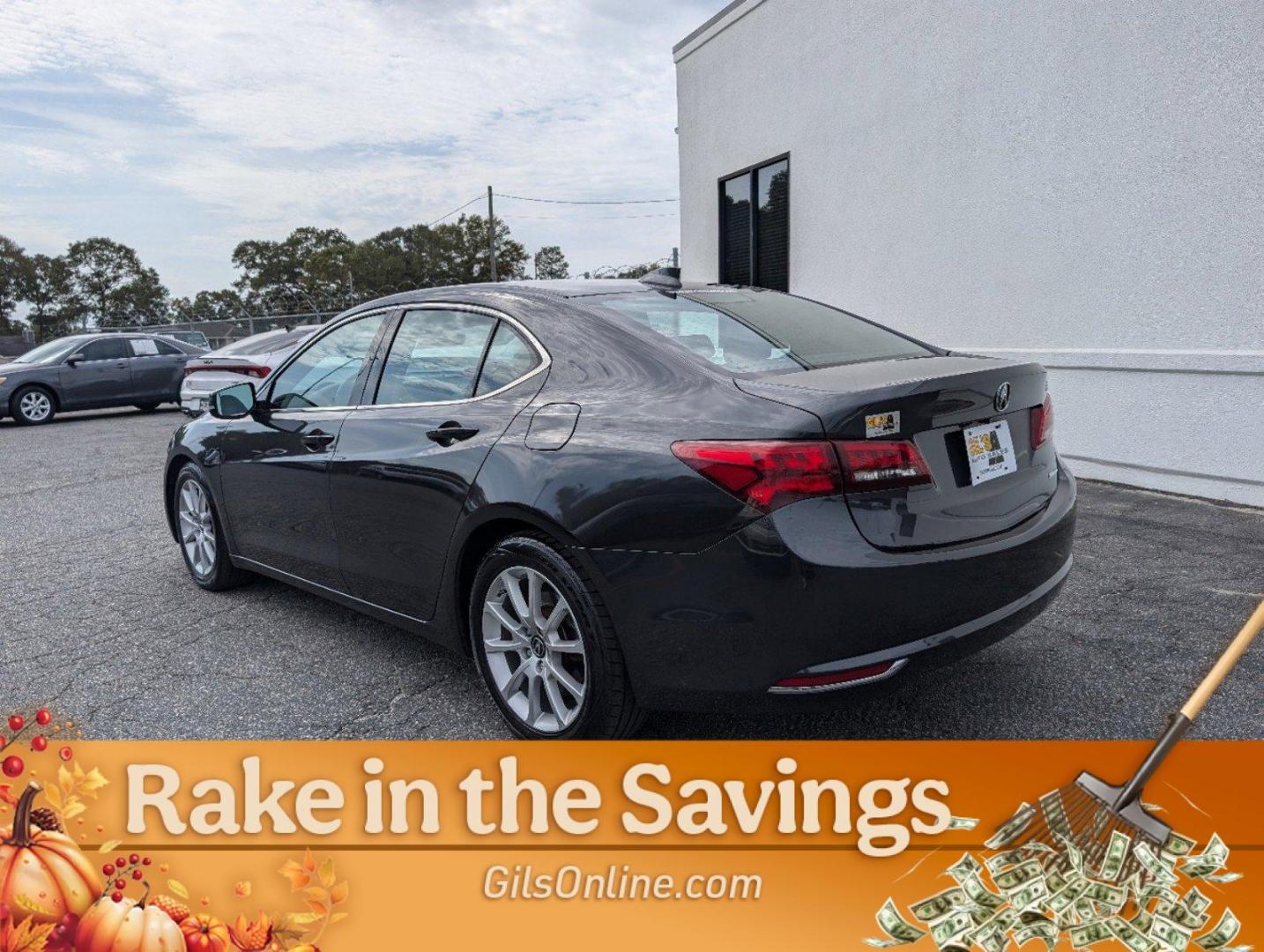 2015 Acura TLX V6 Tech (19UUB3F55FA) with an Premium Unleaded V-6 3.5 L/212 engine, 9-Speed Automatic w/OD transmission, located at 1430 Gateway Drive, Opelika, AL, 36801, (334) 239-0944, 32.637871, -85.409790 - 2015 Acura TLX V6 Tech - Photo#19