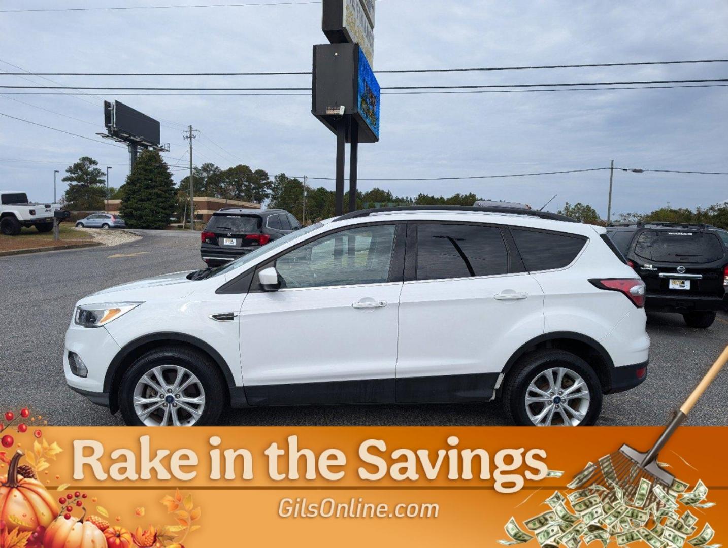 2018 Ford Escape SE (1FMCU9GD0JU) with an Intercooled Turbo Regular Unleaded I-4 1.5 L/91 engine, 6-Speed Automatic w/OD transmission, located at 521 Old Farm Lane Rd, Prattville, AL, 36066, (334) 325-1505, 32.482460, -86.416367 - 2018 Ford Escape SE - Photo#23