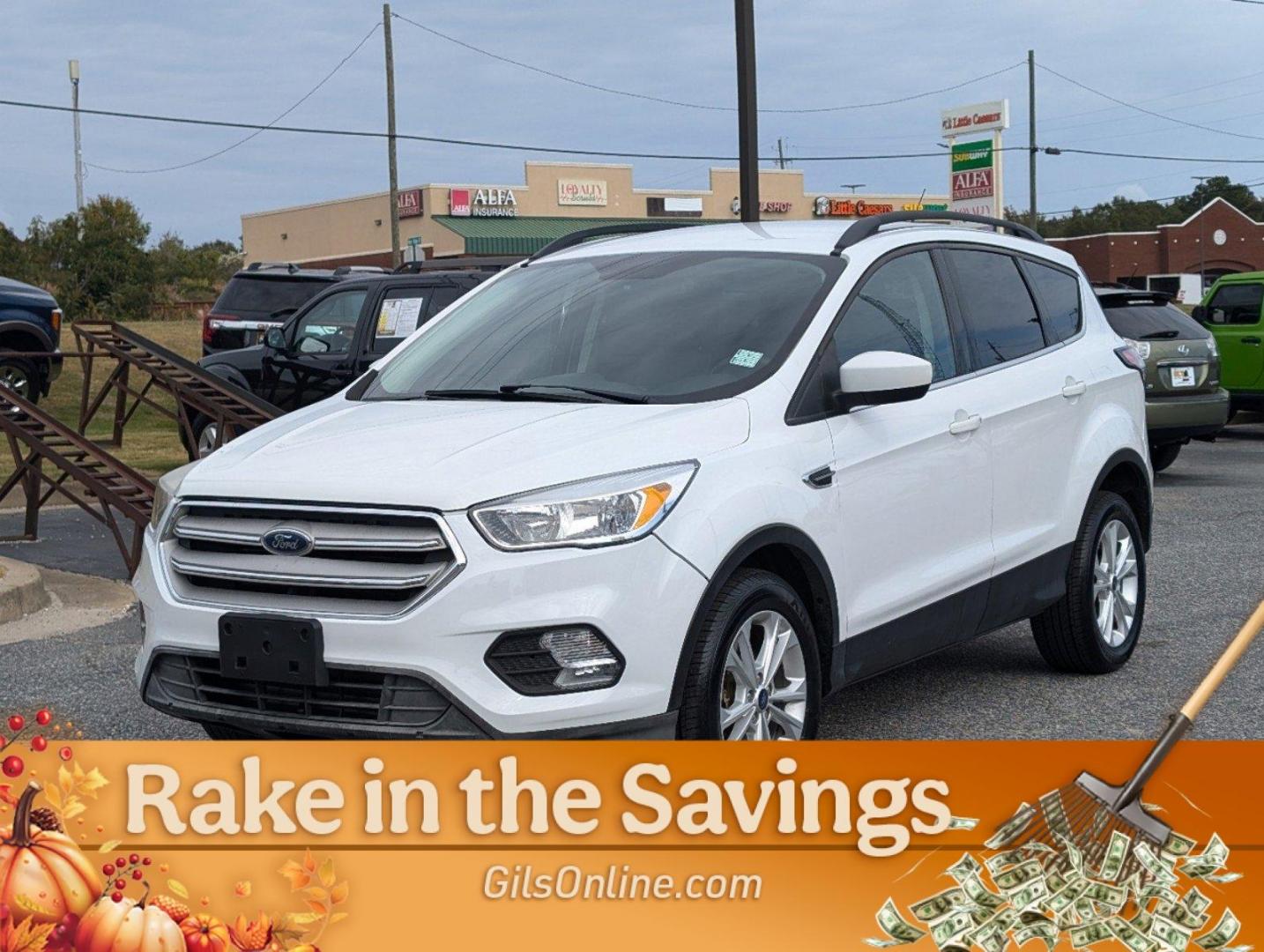 2018 Ford Escape SE (1FMCU9GD0JU) with an Intercooled Turbo Regular Unleaded I-4 1.5 L/91 engine, 6-Speed Automatic w/OD transmission, located at 521 Old Farm Lane Rd, Prattville, AL, 36066, (334) 325-1505, 32.482460, -86.416367 - 2018 Ford Escape SE - Photo#1