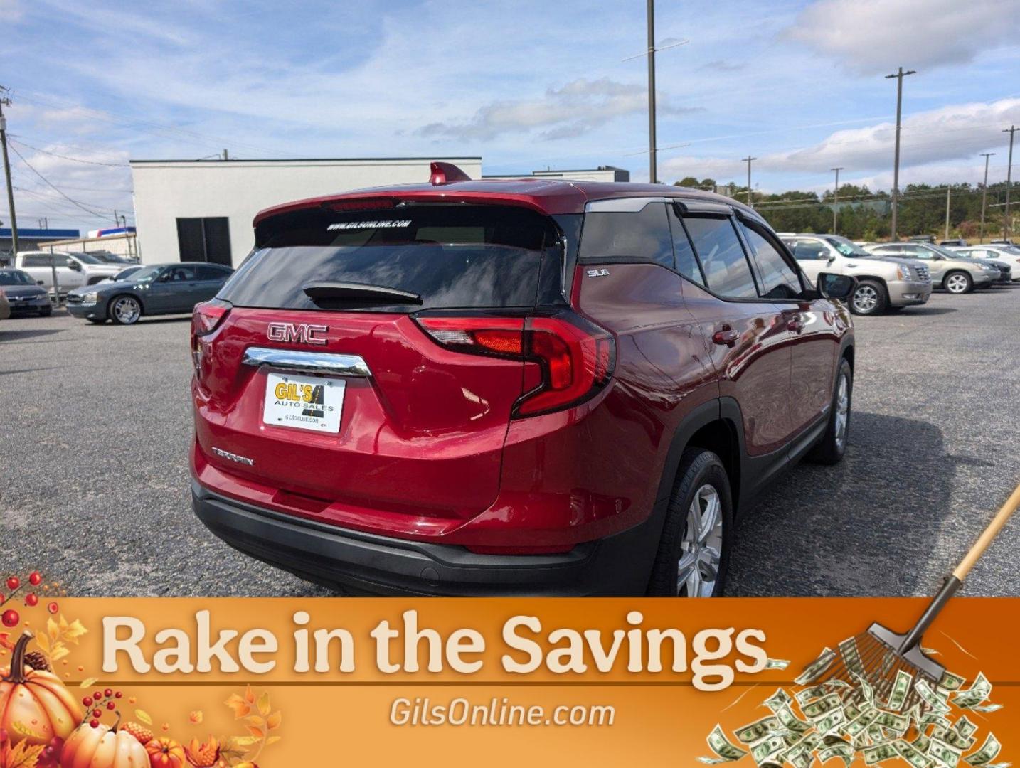 2018 /Jet Black GMC Terrain SLE (3GKALMEV4JL) with an Turbo Gas/Ethanol I4 1.5L/ engine, 9-Speed Automatic transmission, located at 3959 U.S. 80 W, Phenix City, AL, 36870, (334) 297-4885, 32.469296, -85.135185 - 2018 GMC Terrain SLE - Photo#10