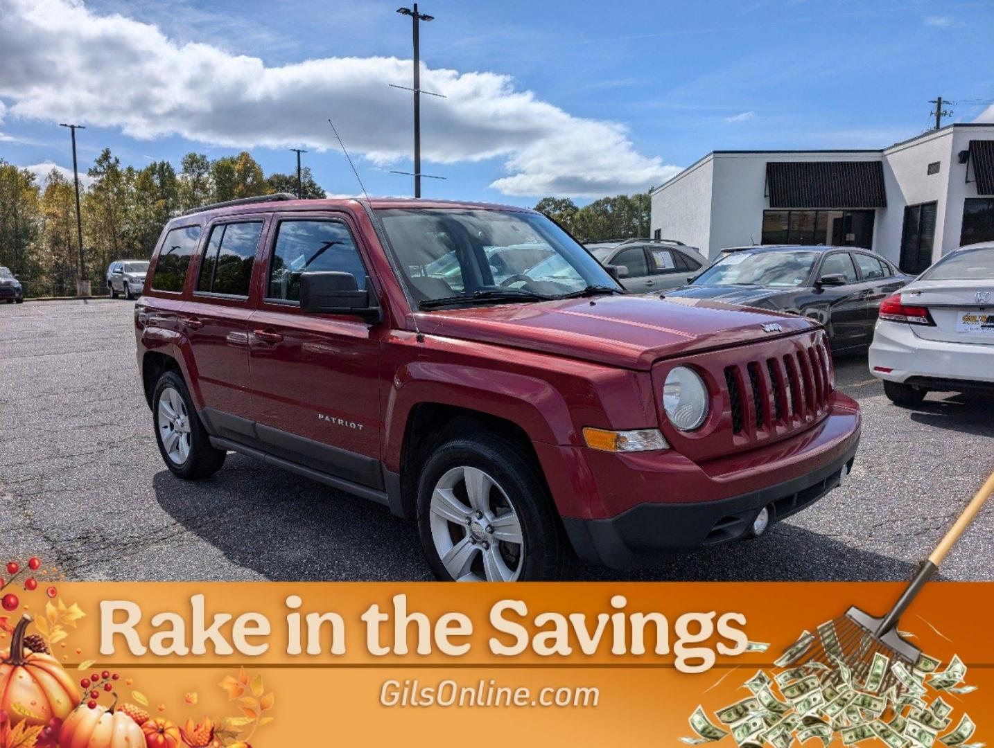 2013 /Dark Slate Gray Interior Jeep Patriot Latitude (1C4NJPFB8DD) with an Gas I4 2.4L/144 engine, 1-Speed Continuously Variable Ratio transmission, located at 3959 U.S. 80 W, Phenix City, AL, 36870, (334) 297-4885, 32.469296, -85.135185 - 2013 Jeep Patriot Latitude - Photo#6