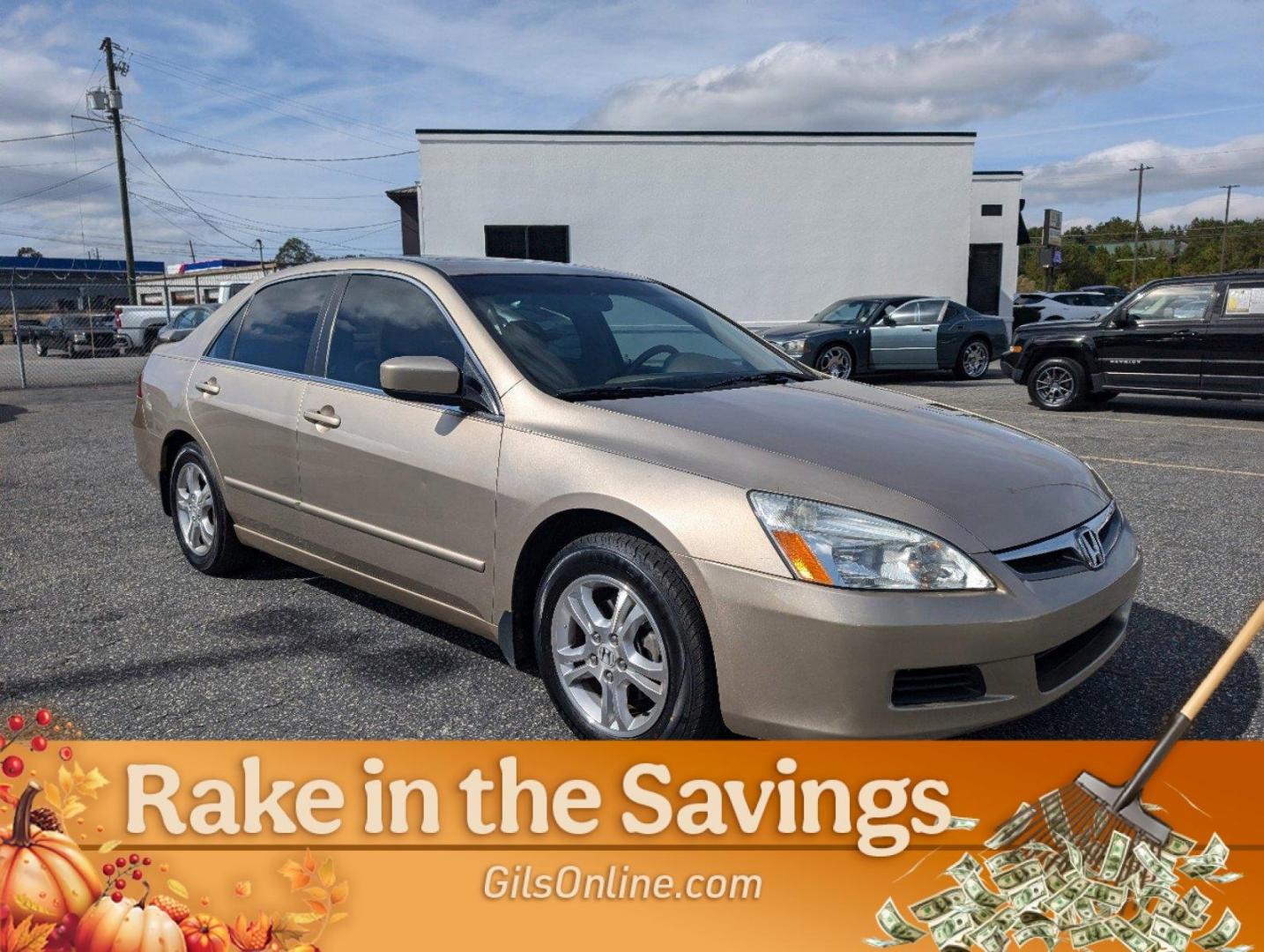 2007 Honda Accord Sdn EX-L (1HGCM56827A) with an Gas I4 2.4L/144 engine, 5-Speed Automatic w/OD transmission, located at 3959 U.S. 80 W, Phenix City, AL, 36870, (334) 297-4885, 32.469296, -85.135185 - 2007 Honda Accord Sdn EX-L - Photo#4