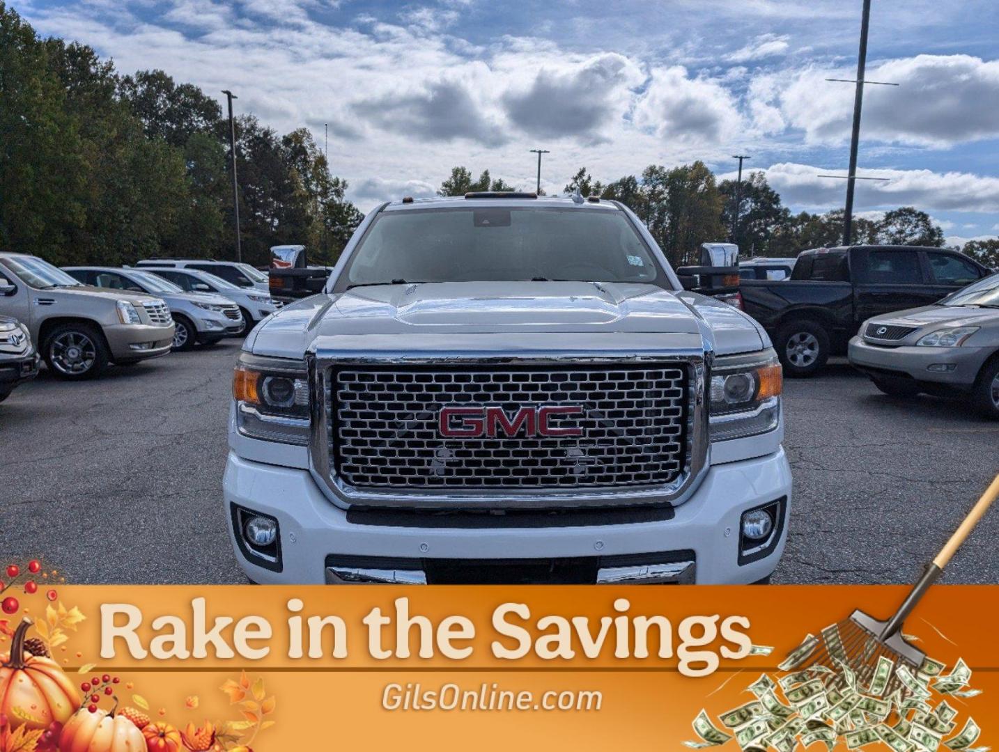 2015 /Cocoa/Dune GMC Sierra 3500HD available WiFi Denali (1GT424E84FF) with an Turbocharged Diesel V8 6.6L/403 engine, 6-Speed Automatic transmission, located at 3959 U.S. 80 W, Phenix City, AL, 36870, (334) 297-4885, 32.469296, -85.135185 - 2015 GMC Sierra 3500HD available WiFi Denali - Photo#2