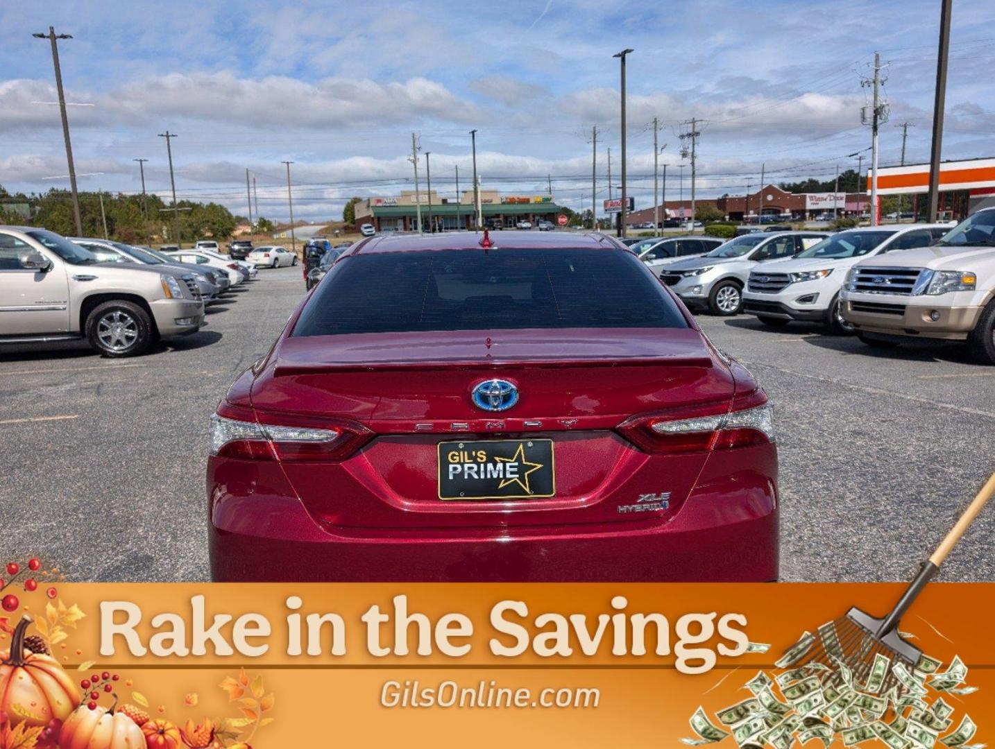 2019 Toyota Camry Hybrid XLE (4T1B21HK7KU) with an Gas/Electric I-4 2.5 L/152 engine, 1-Speed CVT w/OD transmission, located at 3959 U.S. 80 W, Phenix City, AL, 36870, (334) 297-4885, 32.469296, -85.135185 - 2019 Toyota Camry Hybrid XLE - Photo#10