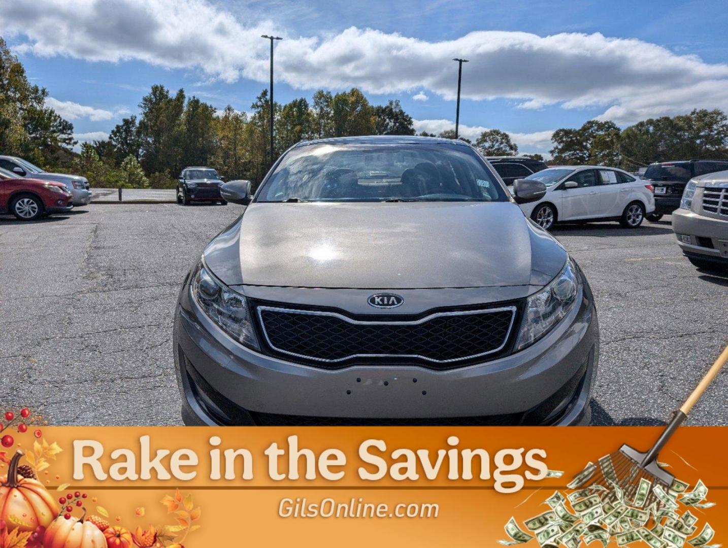 2012 /White Kia Optima SX (5XXGR4A67CG) with an Turbocharged Gas I4 2.0L/122 engine, 6-Speed Automatic w/manual shift transmission, located at 3959 U.S. 80 W, Phenix City, AL, 36870, (334) 297-4885, 32.469296, -85.135185 - 2012 Kia Optima SX - Photo#2