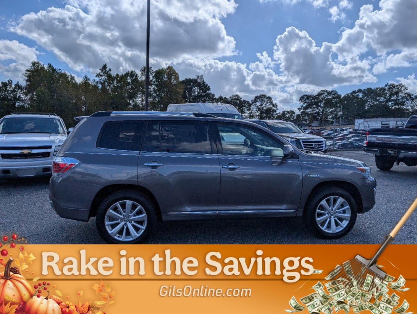 2013 Toyota Highlander Hybrid Limited (JTEDC3EH7D2) with an Gas/Electric V6 3.5L/211 engine, 1-Speed CVT Automatic transmission, located at 3959 U.S. 80 W, Phenix City, AL, 36870, (334) 297-4885, 32.469296, -85.135185 - 2013 Toyota Highlander Hybrid Limited - Photo#6