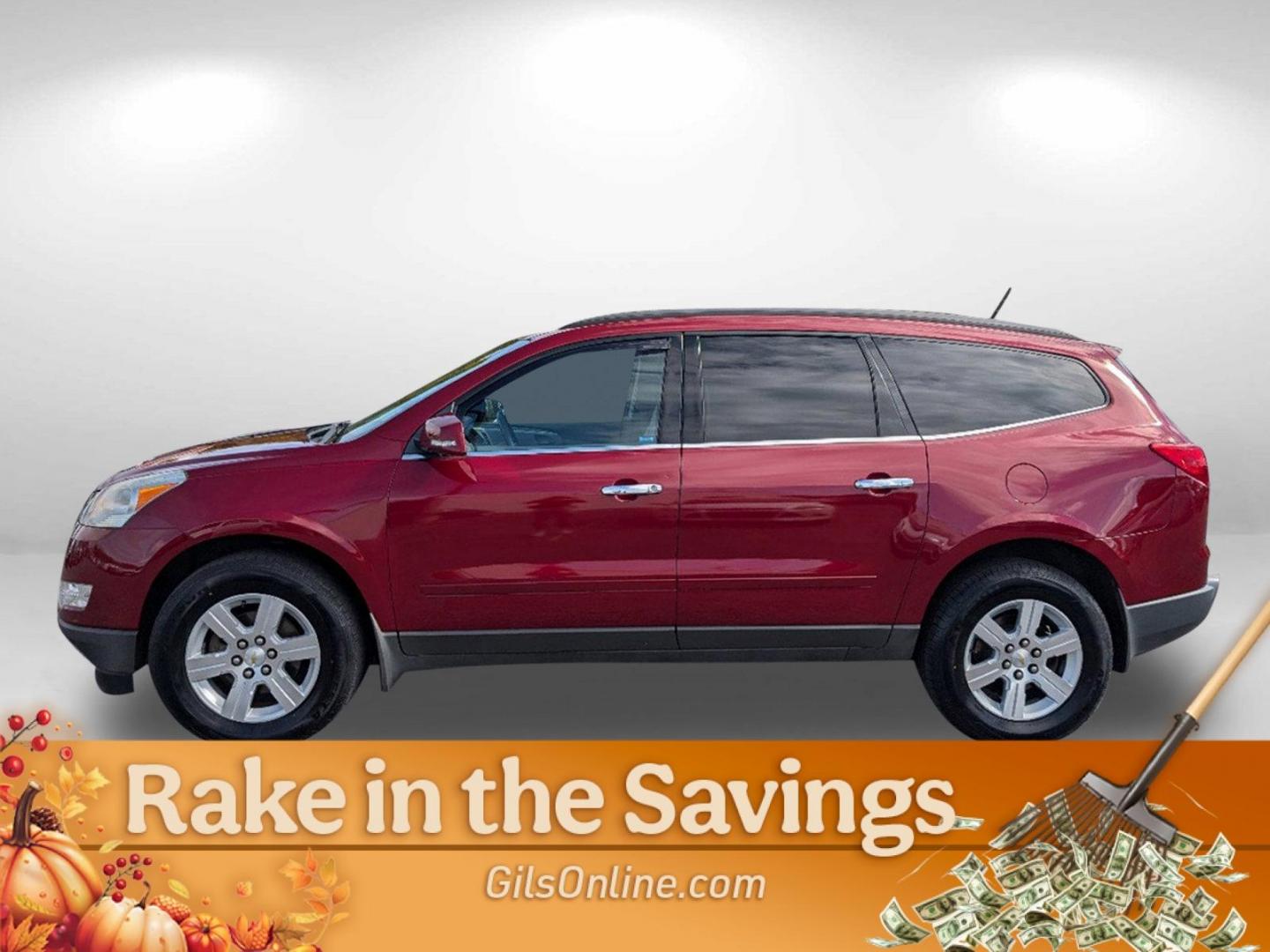 2011 /Lt Gray/Dk Gray Chevrolet Traverse LT w/2LT (1GNKRJED4BJ) with an Gas V6 3.6L/220 engine, 6-Speed Automatic transmission, located at 804 22nd Ave, Phenix City, AL, 36870, (334) 297-1860, 32.484749, -85.024475 - 2011 Chevrolet Traverse LT w/2LT - Photo#7