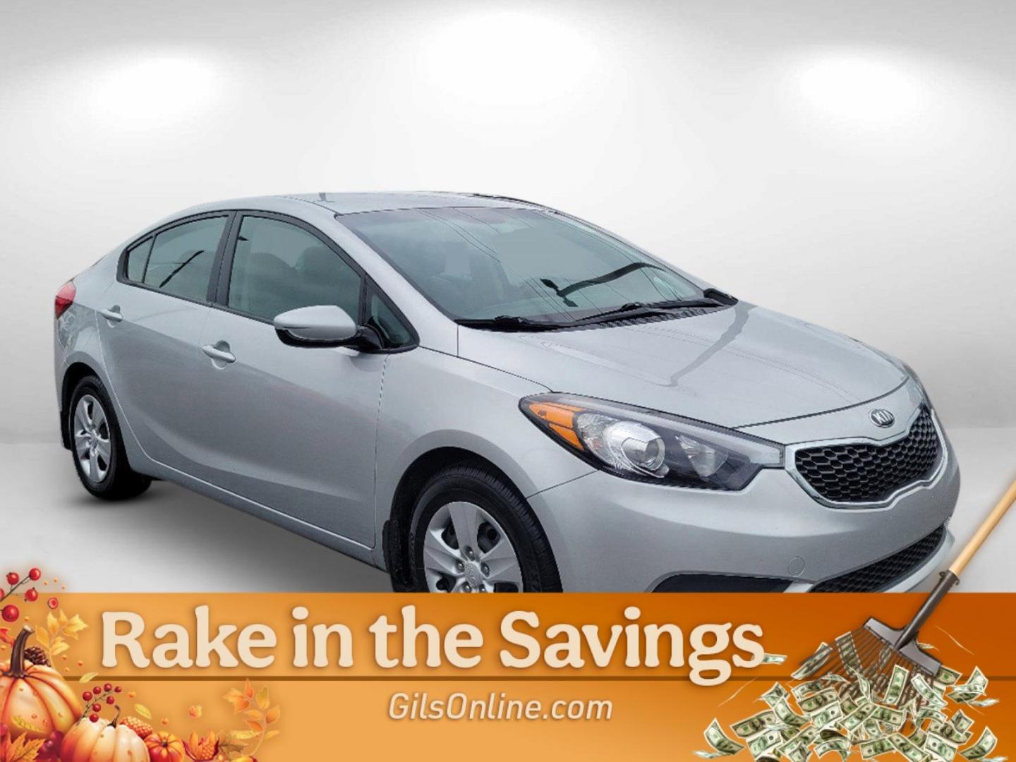 2016 Silky Silver /Gray Kia Forte LX (KNAFK4A65G5) with an Regular Unleaded I-4 1.8 L/110 engine, 6-Speed Automatic w/OD transmission, located at 3959 U.S. 80 W, Phenix City, AL, 36870, (334) 297-4885, 32.469296, -85.135185 - 2016 Kia Forte LX - Photo#2