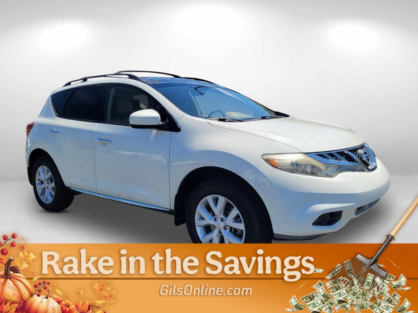 2012 Glacier Pearl /Beige Nissan Murano SL (JN8AZ1MU8CW) with an Gas V6 3.5L/ engine, 1-Speed Continuously Variable Ratio transmission, located at 7000 Northlake Connector, Columbus, GA, 31904, (706) 987-8085, 32.524975, -84.978134 - 2012 Nissan Murano SL - Photo#2