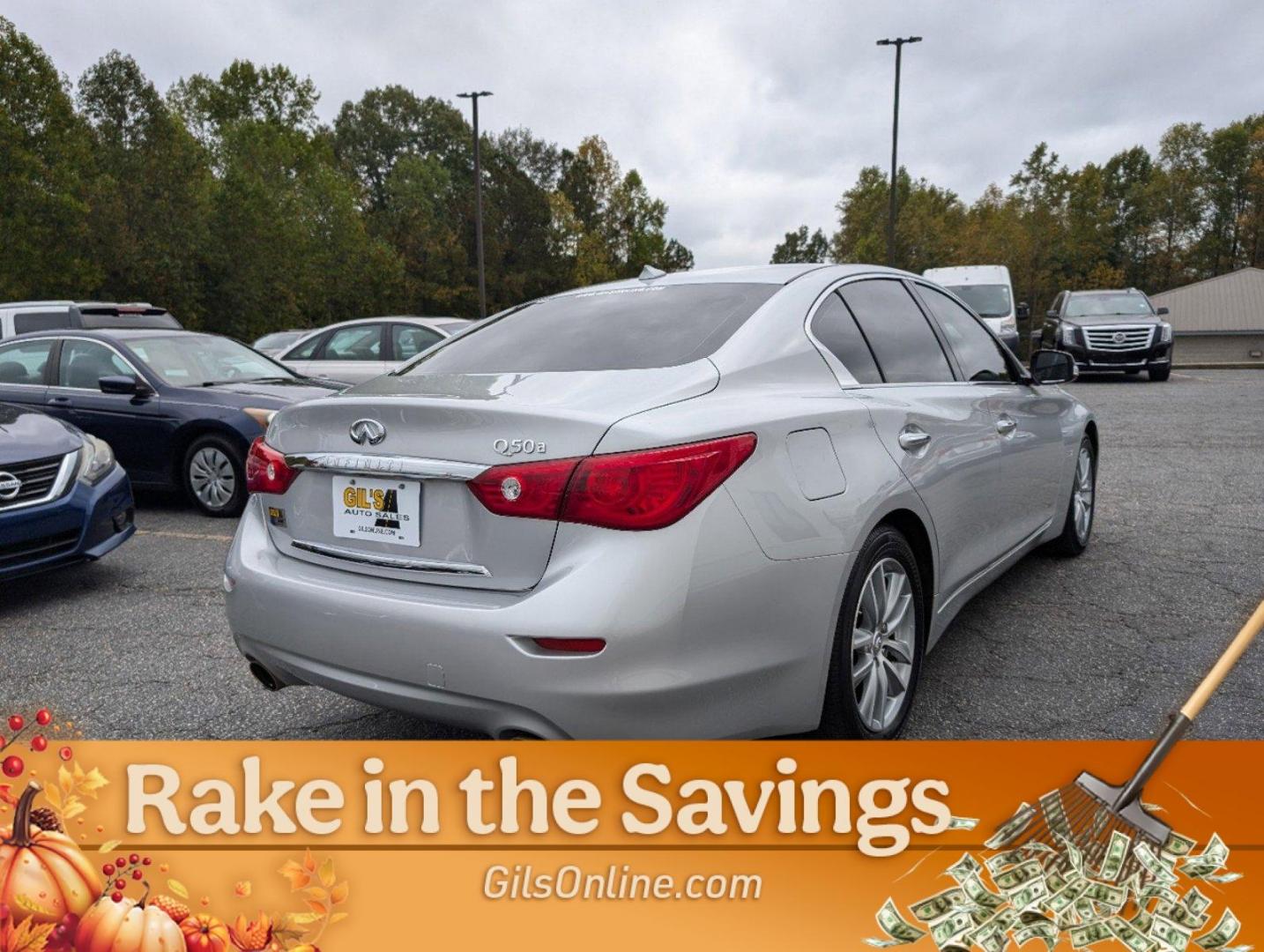 2015 /Graphite INFINITI Q50 (JN1BV7AP5FM) with an Premium Unleaded V-6 3.7 L/226 engine, 7-Speed Automatic w/OD transmission, located at 3959 U.S. 80 W, Phenix City, AL, 36870, (334) 297-4885, 32.469296, -85.135185 - 2015 INFINITI Q50 - Photo#4