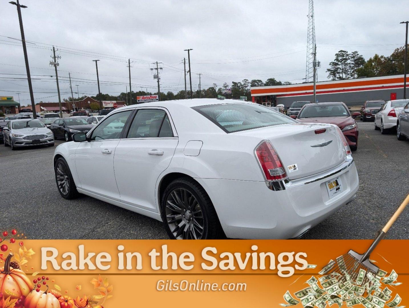 2014 /Lt Frost Beige/Black Chrysler 300 (2C3CCAAG4EH) with an Regular Unleaded V-6 3.6 L/220 engine, 8-Speed Automatic w/OD transmission, located at 3959 U.S. 80 W, Phenix City, AL, 36870, (334) 297-4885, 32.469296, -85.135185 - 2014 Chrysler 300 - Photo#6