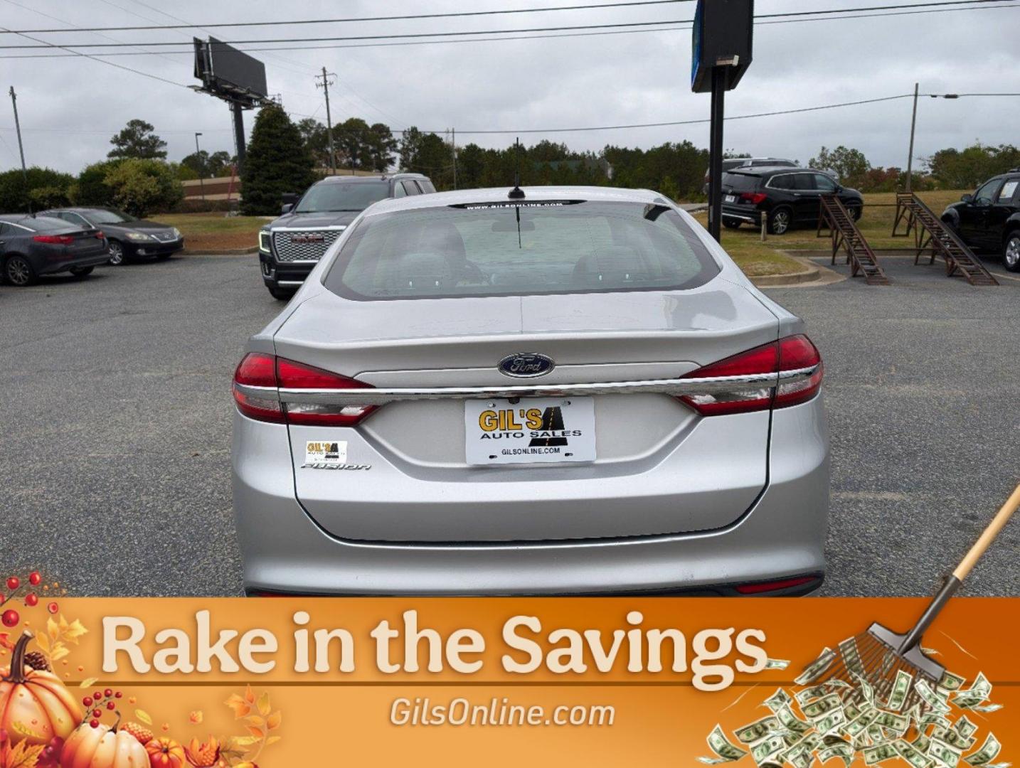 2017 Ford Fusion S (3FA6P0G73HR) with an Regular Unleaded I-4 2.5 L/152 engine, 6-Speed Automatic w/OD transmission, located at 3959 U.S. 80 W, Phenix City, AL, 36870, (334) 297-4885, 32.469296, -85.135185 - 2017 Ford Fusion S - Photo#5