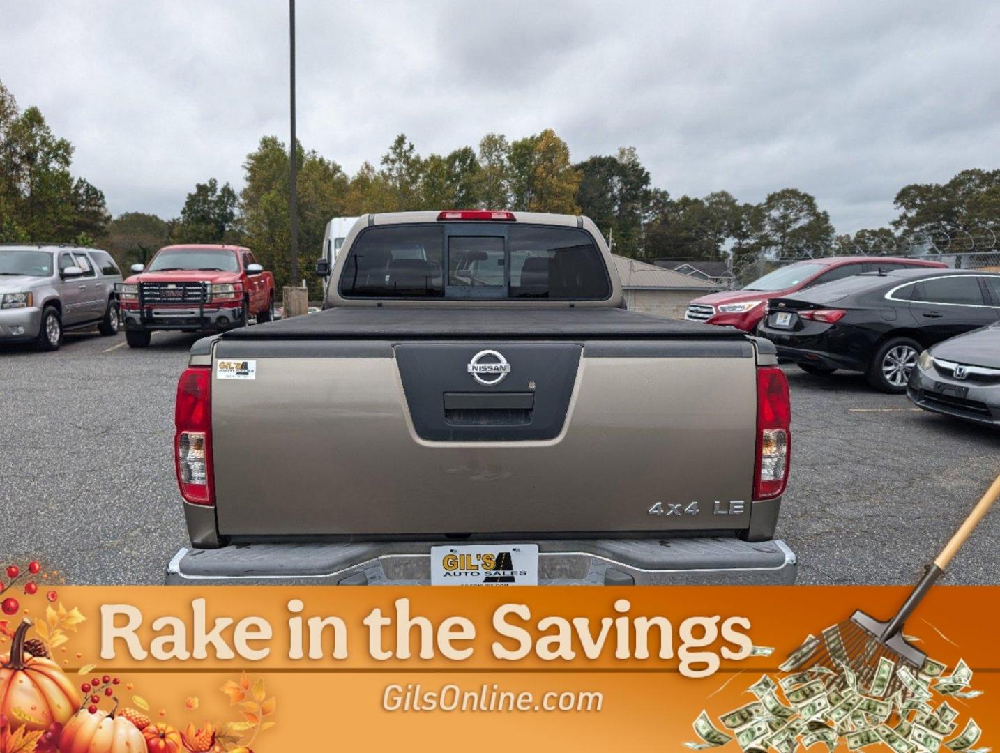 2005 Nissan Frontier 4WD LE (1N6AD06W05C) with an Gas V6 4.0L/241 engine, 5-Speed Automatic transmission, located at 3959 U.S. 80 W, Phenix City, AL, 36870, (334) 297-4885, 32.469296, -85.135185 - 2005 Nissan Frontier 4WD LE - Photo#5