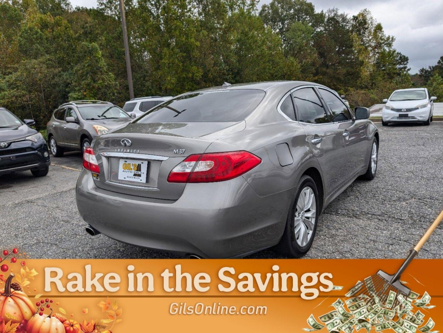 2011 /Graphite INFINITI M37 (JN1BY1AP7BM) with an Gas V6 3.7L/226 engine, 7-Speed Automatic transmission, located at 804 22nd Ave, Phenix City, AL, 36870, (334) 297-1860, 32.484749, -85.024475 - 2011 INFINITI M37 - Photo#10