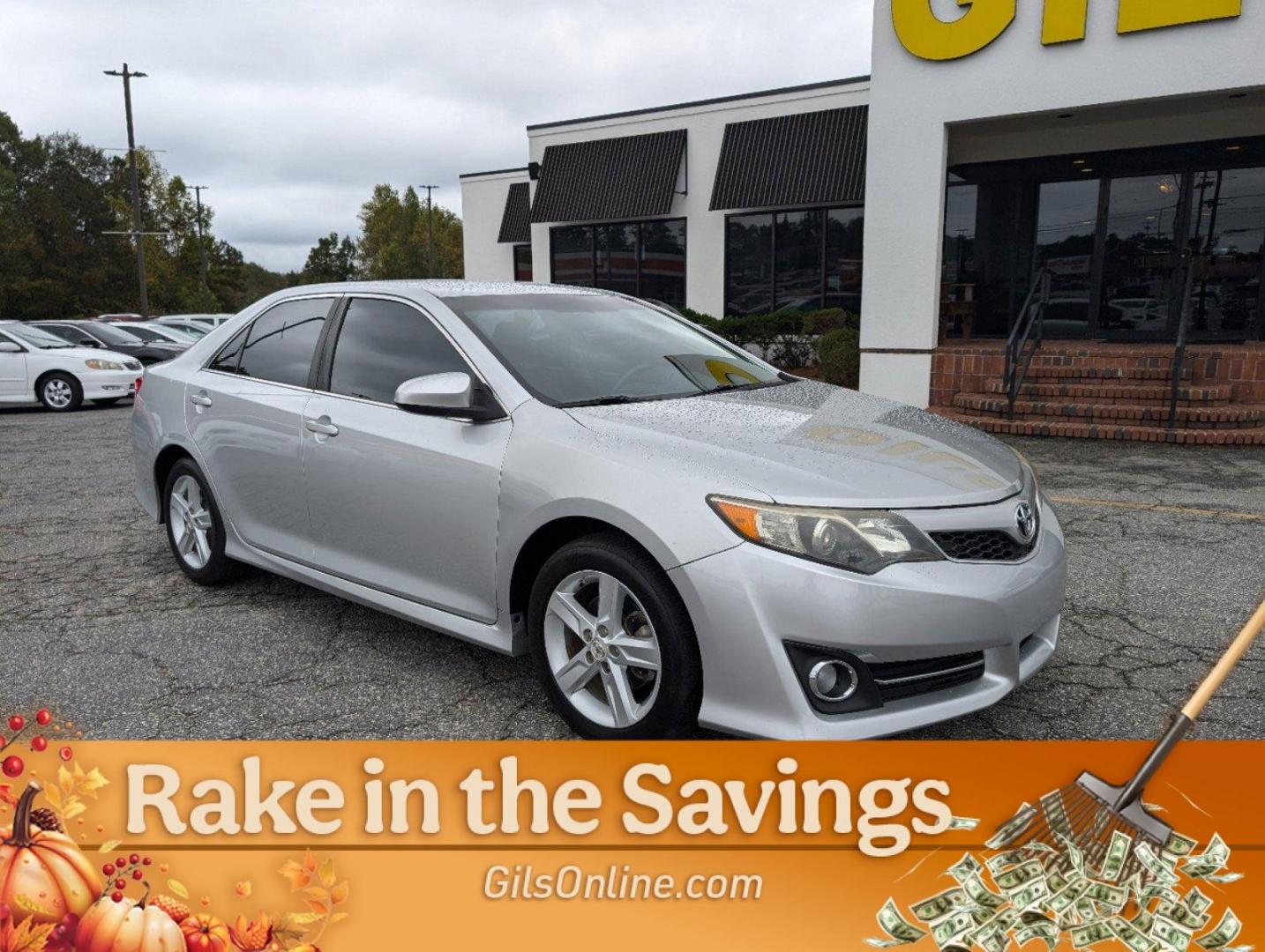 2013 Toyota Camry SE (4T1BF1FK3DU) with an Gas I4 2.5L/152 engine, 6-Speed Automatic w/Manual Shift transmission, located at 804 22nd Ave, Phenix City, AL, 36870, (334) 297-1860, 32.484749, -85.024475 - 2013 Toyota Camry SE - Photo#7