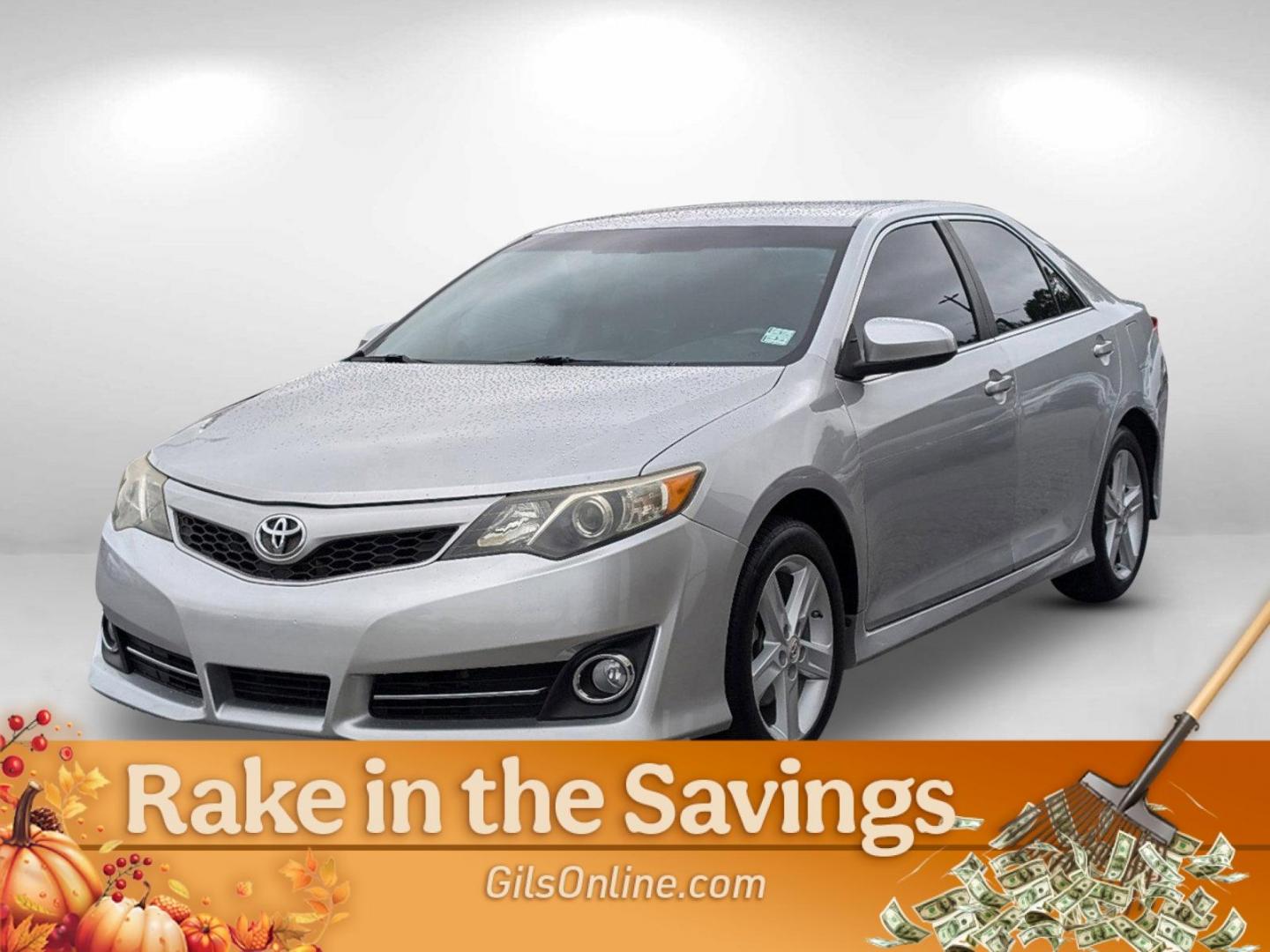 2013 Toyota Camry SE (4T1BF1FK3DU) with an Gas I4 2.5L/152 engine, 6-Speed Automatic w/Manual Shift transmission, located at 804 22nd Ave, Phenix City, AL, 36870, (334) 297-1860, 32.484749, -85.024475 - 2013 Toyota Camry SE - Photo#1