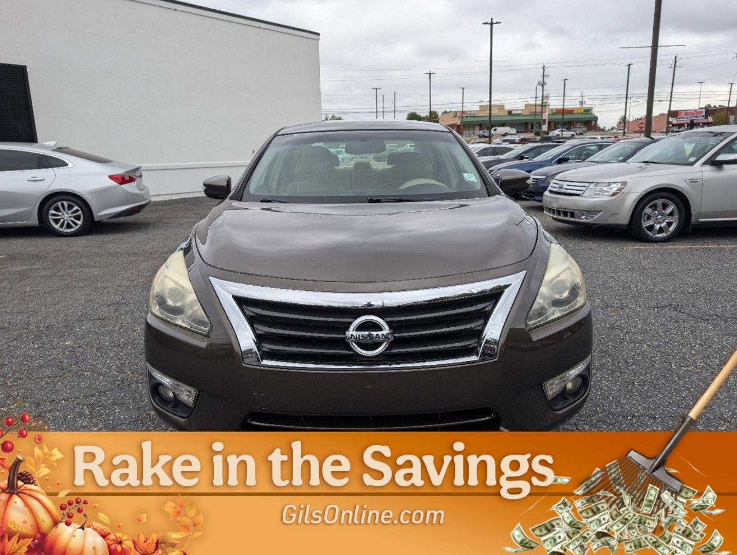 2013 /Beige Nissan Altima 2.5 SL (1N4AL3APXDC) with an Gas I4 2.5L/152 engine, 1-Speed Continuously Variable Ratio transmission, located at 3959 U.S. 80 W, Phenix City, AL, 36870, (334) 297-4885, 32.469296, -85.135185 - 2013 Nissan Altima 2.5 SL - Photo#1