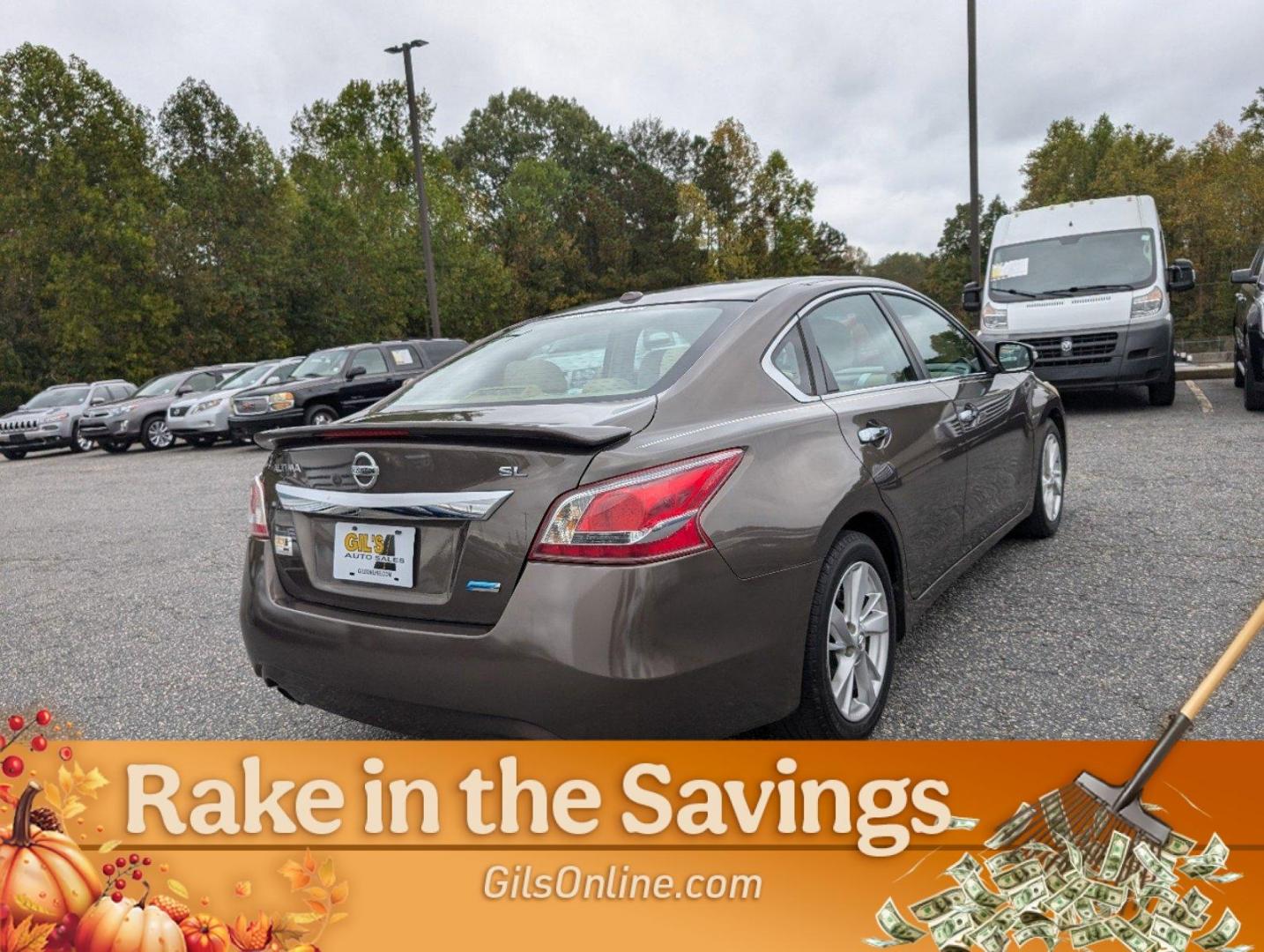 2013 /Beige Nissan Altima 2.5 SL (1N4AL3APXDC) with an Gas I4 2.5L/152 engine, 1-Speed Continuously Variable Ratio transmission, located at 3959 U.S. 80 W, Phenix City, AL, 36870, (334) 297-4885, 32.469296, -85.135185 - 2013 Nissan Altima 2.5 SL - Photo#4