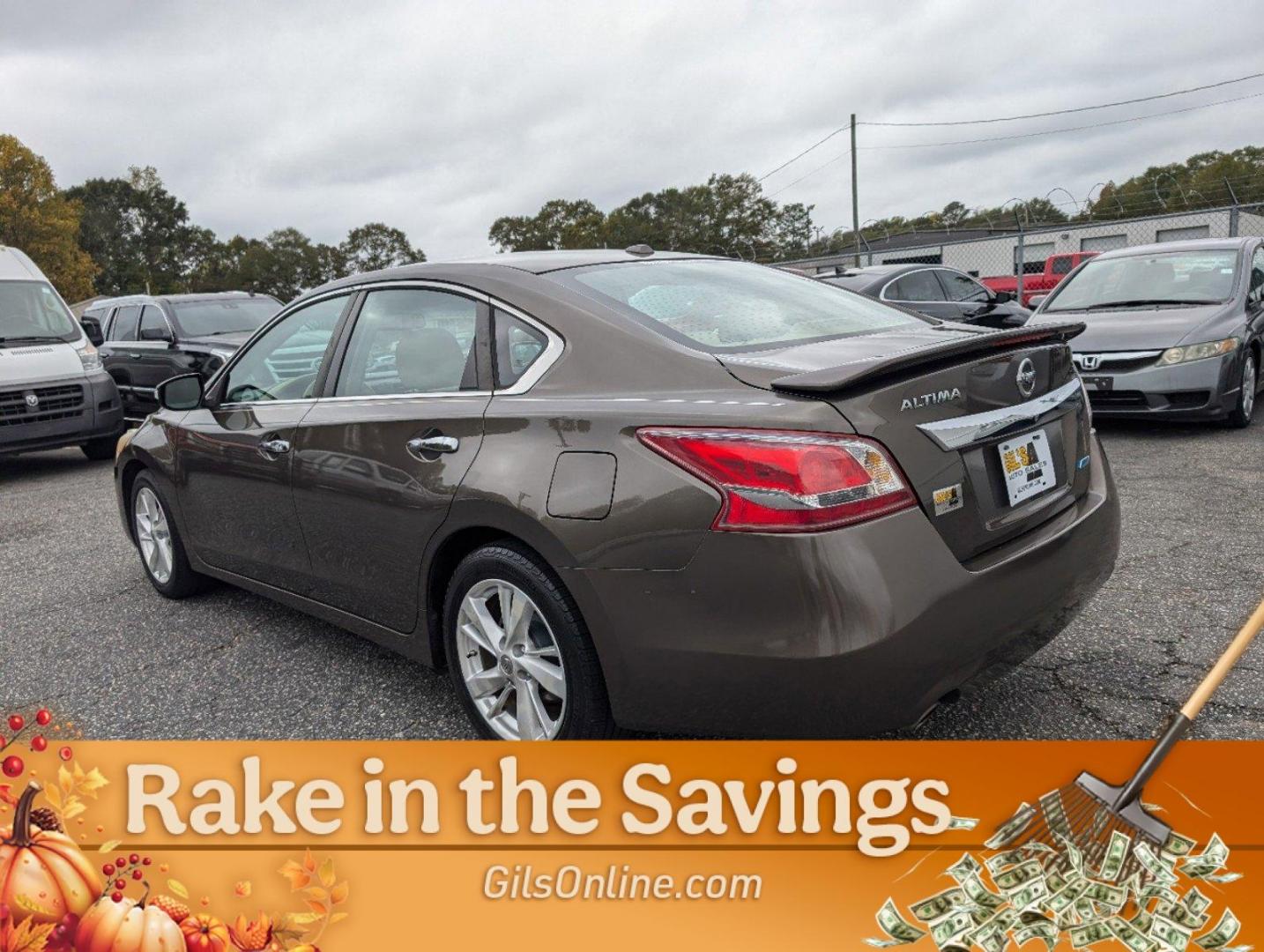 2013 /Beige Nissan Altima 2.5 SL (1N4AL3APXDC) with an Gas I4 2.5L/152 engine, 1-Speed Continuously Variable Ratio transmission, located at 3959 U.S. 80 W, Phenix City, AL, 36870, (334) 297-4885, 32.469296, -85.135185 - 2013 Nissan Altima 2.5 SL - Photo#6