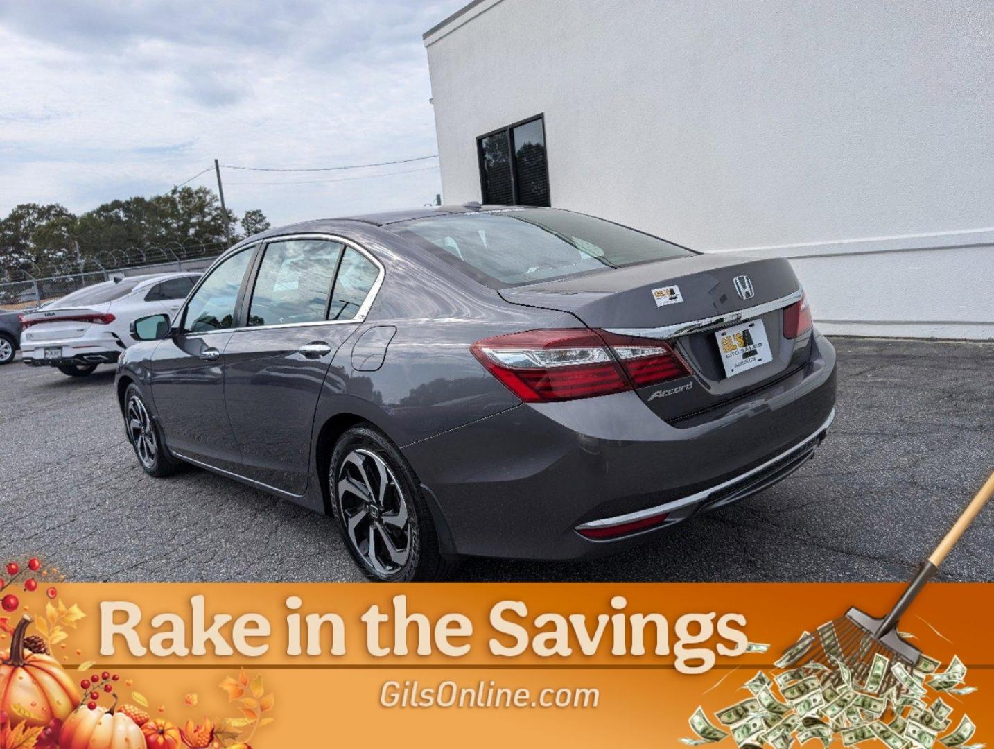 2017 Honda Accord Sedan EX (1HGCR2F78HA) with an Regular Unleaded I-4 2.4 L/144 engine, 1-Speed CVT w/OD transmission, located at 1430 Gateway Drive, Opelika, AL, 36801, (334) 239-0944, 32.637871, -85.409790 - 2017 Honda Accord Sedan EX - Photo#12