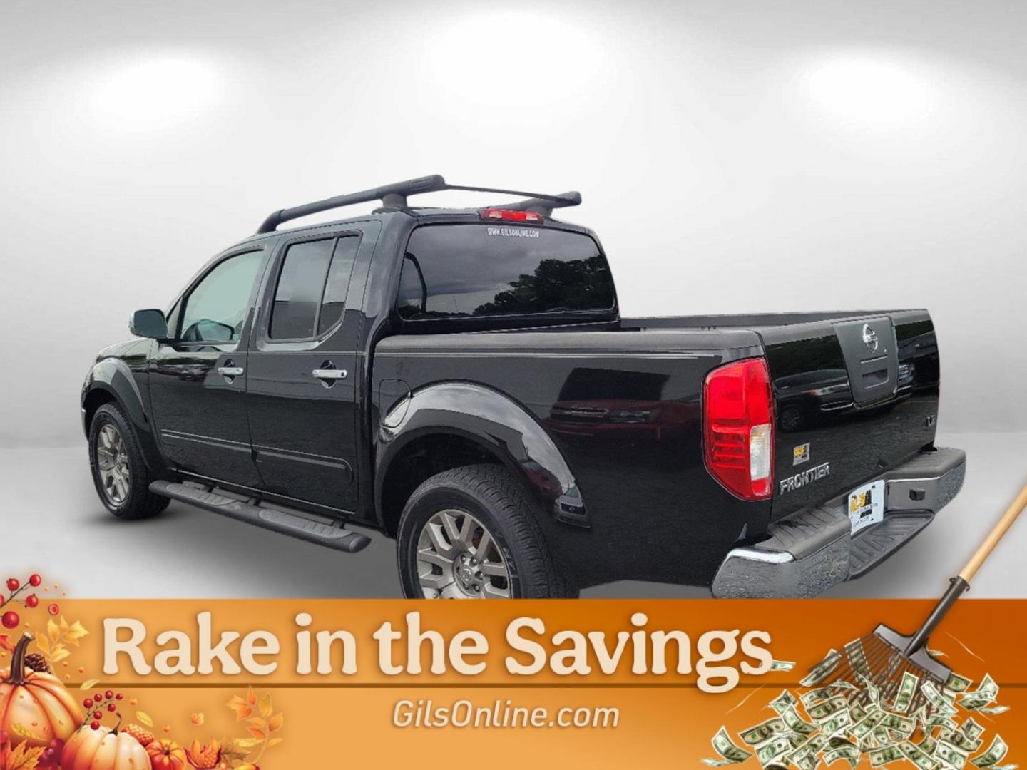 2010 Super Black /Graphite Nissan Frontier LE (1N6AD0ER7AC) with an Gas V6 4.0L/ engine, 5-Speed Automatic w/OD transmission, located at 804 22nd Ave, Phenix City, AL, 36870, (334) 297-1860, 32.484749, -85.024475 - 2010 Nissan Frontier LE - Photo#6