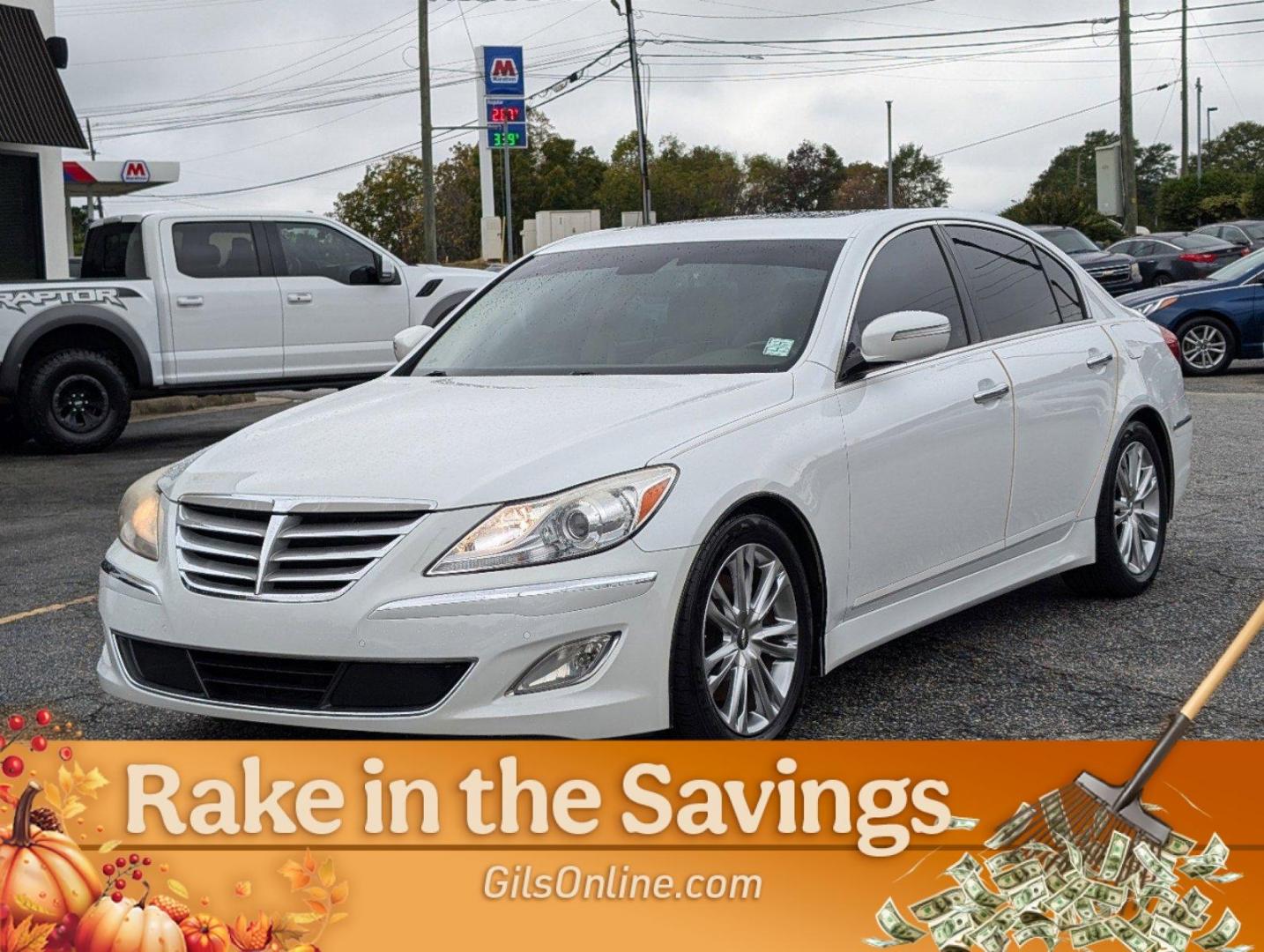 2013 /Cashmere Hyundai Genesis 3.8L (KMHGC4DD8DU) with an Gas V6 3.8L/231 engine, 8-Speed Automatic w/Manual Shift transmission, located at 3959 U.S. 80 W, Phenix City, AL, 36870, (334) 297-4885, 32.469296, -85.135185 - 2013 Hyundai Genesis 3.8L - Photo#1