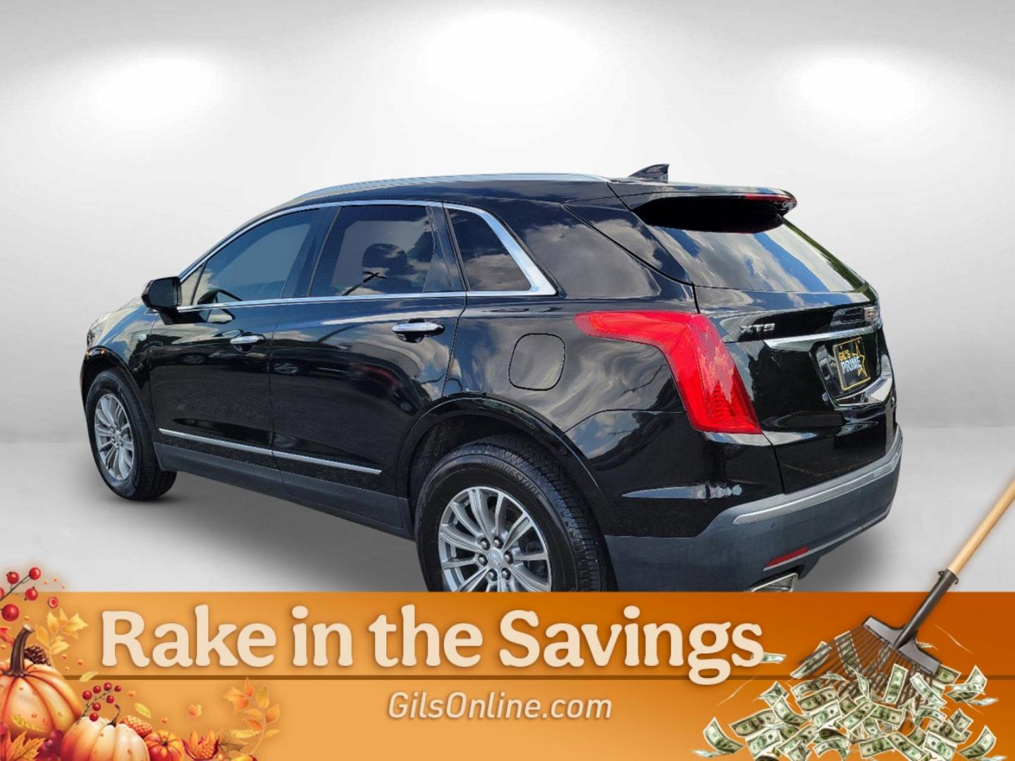 2017 Stellar Black Metallic /Jet Black Cadillac XT5 Luxury FWD (1GYKNBRS7HZ) with an Gas V6 3.6L/222.6 engine, 8-Speed Automatic transmission, located at 7000 Northlake Connector, Columbus, GA, 31904, (706) 987-8085, 32.524975, -84.978134 - 2017 Cadillac XT5 Luxury FWD - Photo#6